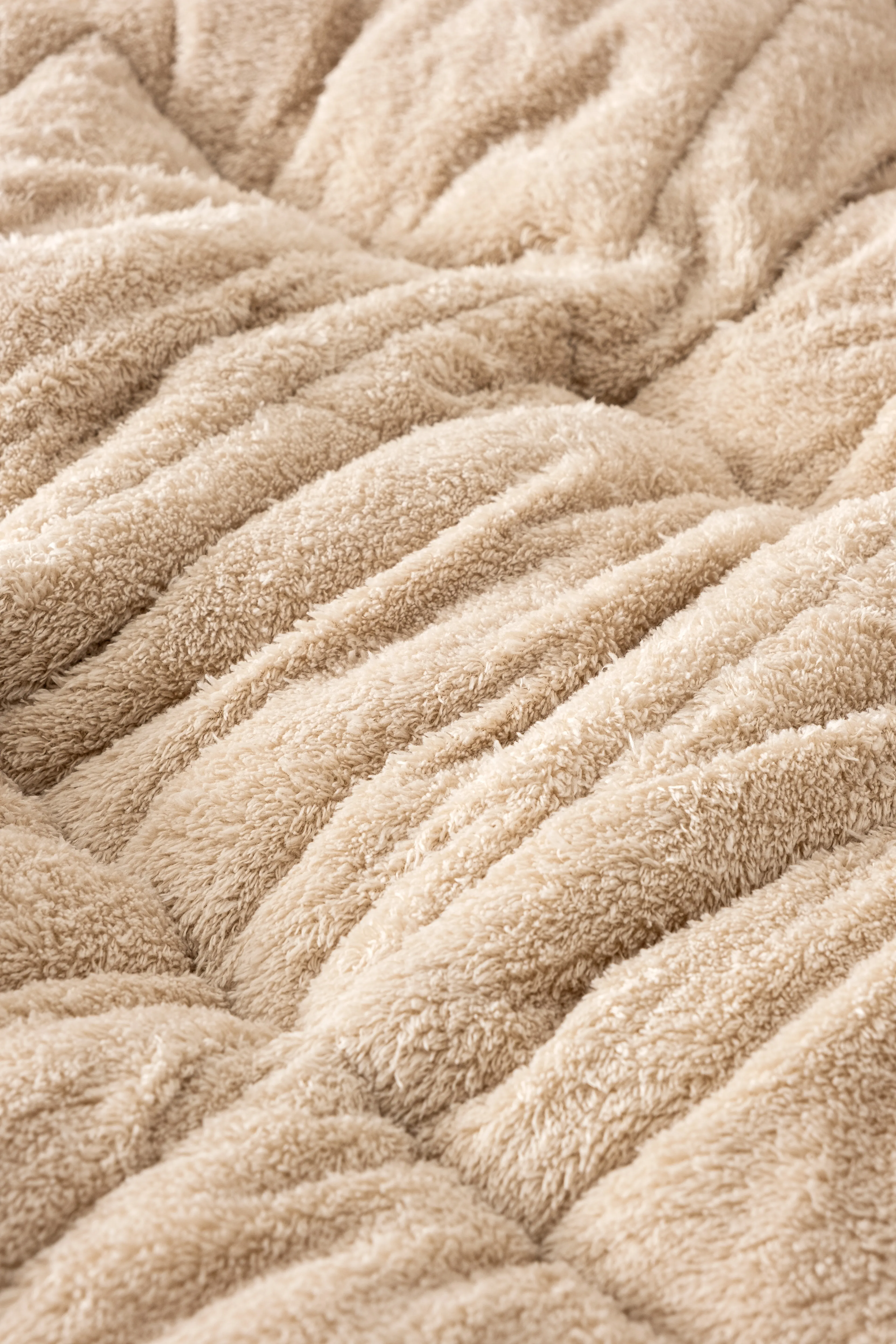 Battal Boy Lüx Bej Rengi Çift Taraflı Wellsoft Yorgan 215x235 cm