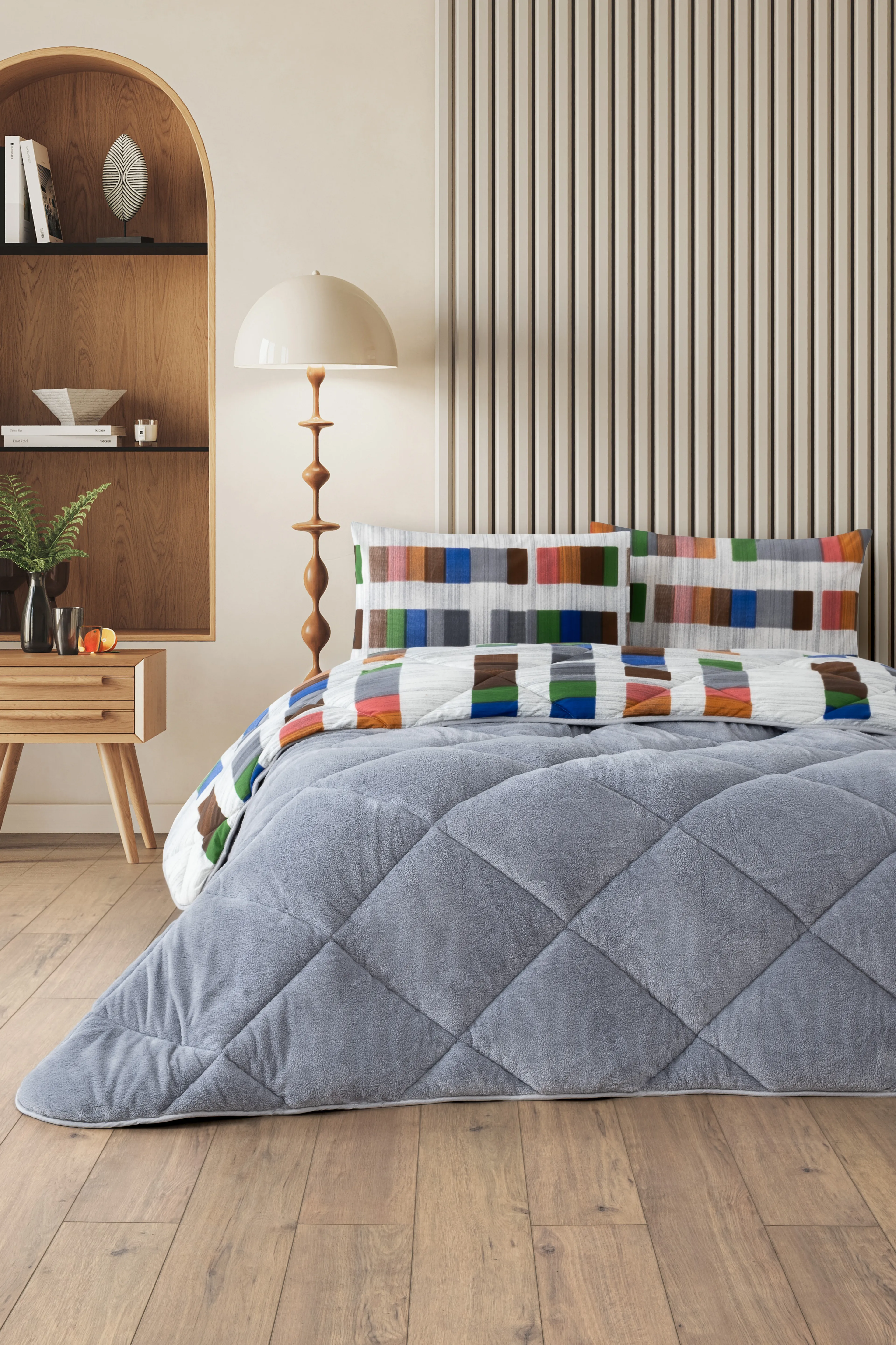 Veluna Battal Boy Lüx Wellsoft Yorgan Çift Taraflı - 2 Adet Yastık Kılıflı Yorgan Seti 215x235 cm - Gri-Çok Renkli