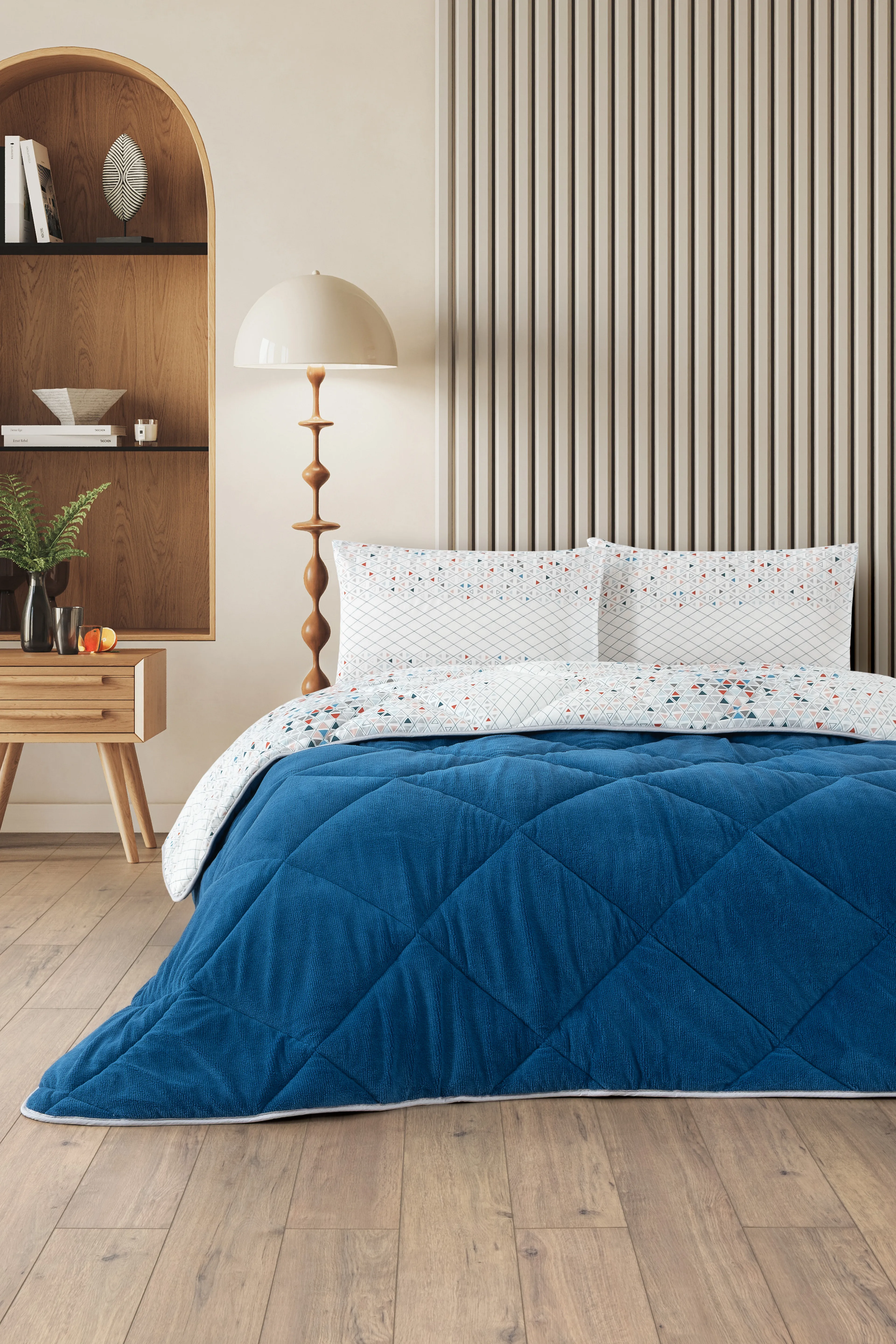 Evoria Battal Boy Lüx Wellsoft Yorgan Çift Taraflı - 2 Adet Yastık Kılıflı Yorgan Seti 215x235 cm - Mavi