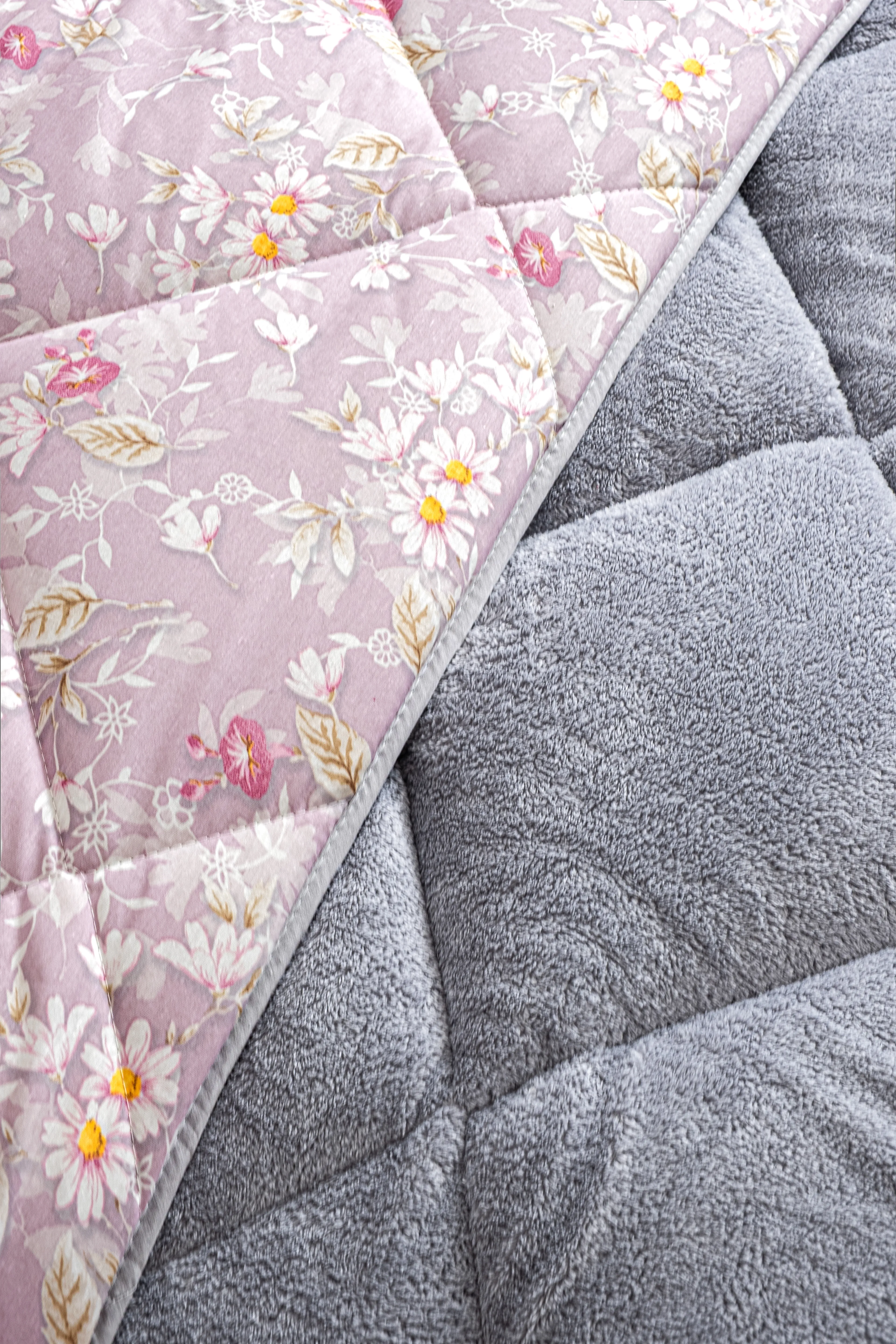 Nordelle Battal Boy Lüx Wellsoft Yorgan Çift Taraflı - 2 Adet Yastık Kılıflı Yorgan Seti 215x235 cm - Gri-Pudra