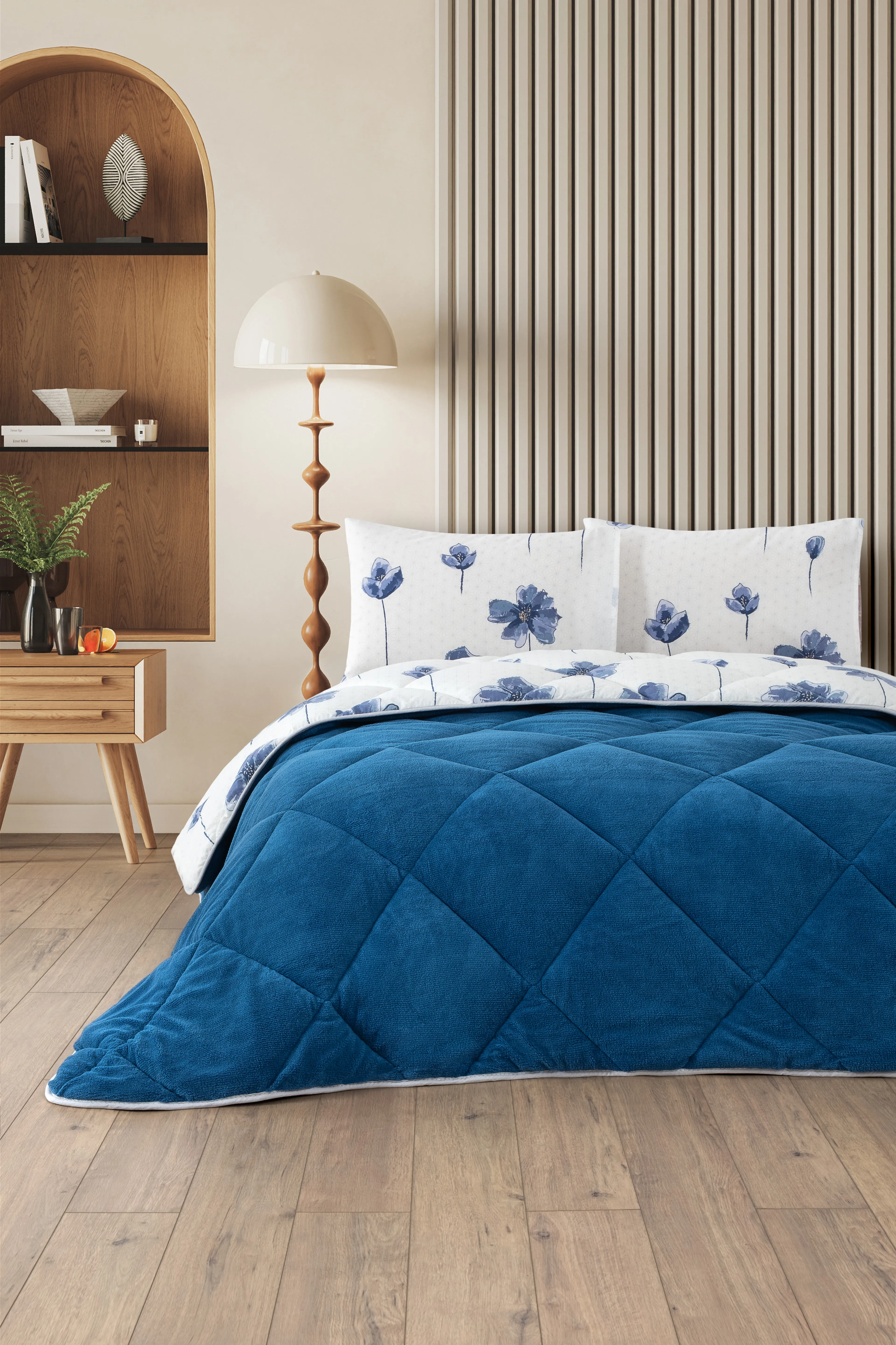 Nordelle Battal Boy Lüx Wellsoft Yorgan Çift Taraflı - 2 Adet Yastık Kılıflı Yorgan Seti 215x235 cm - Mavi