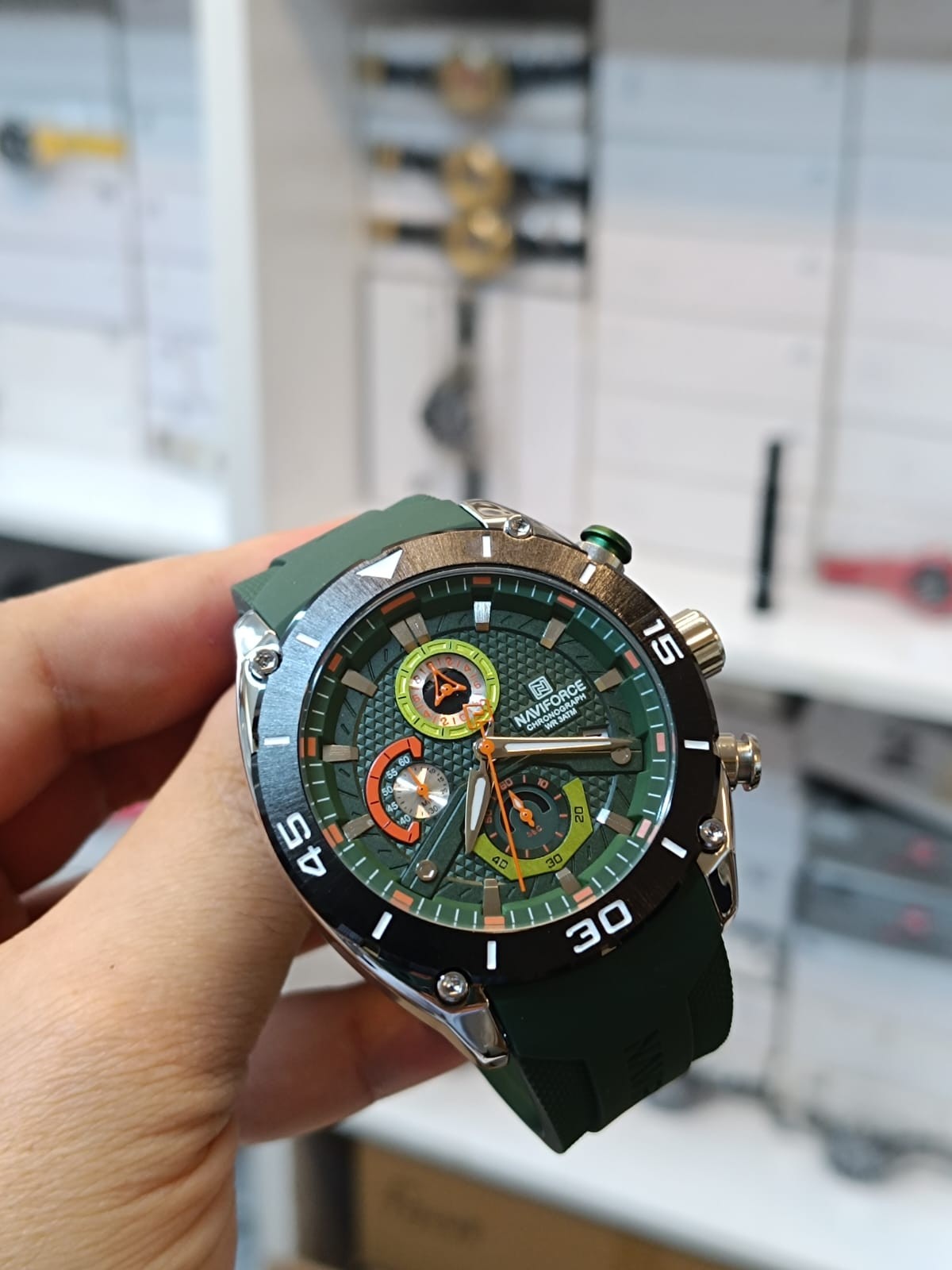 Naviforce NF8038.0049-GRN Erkek Kol Saati