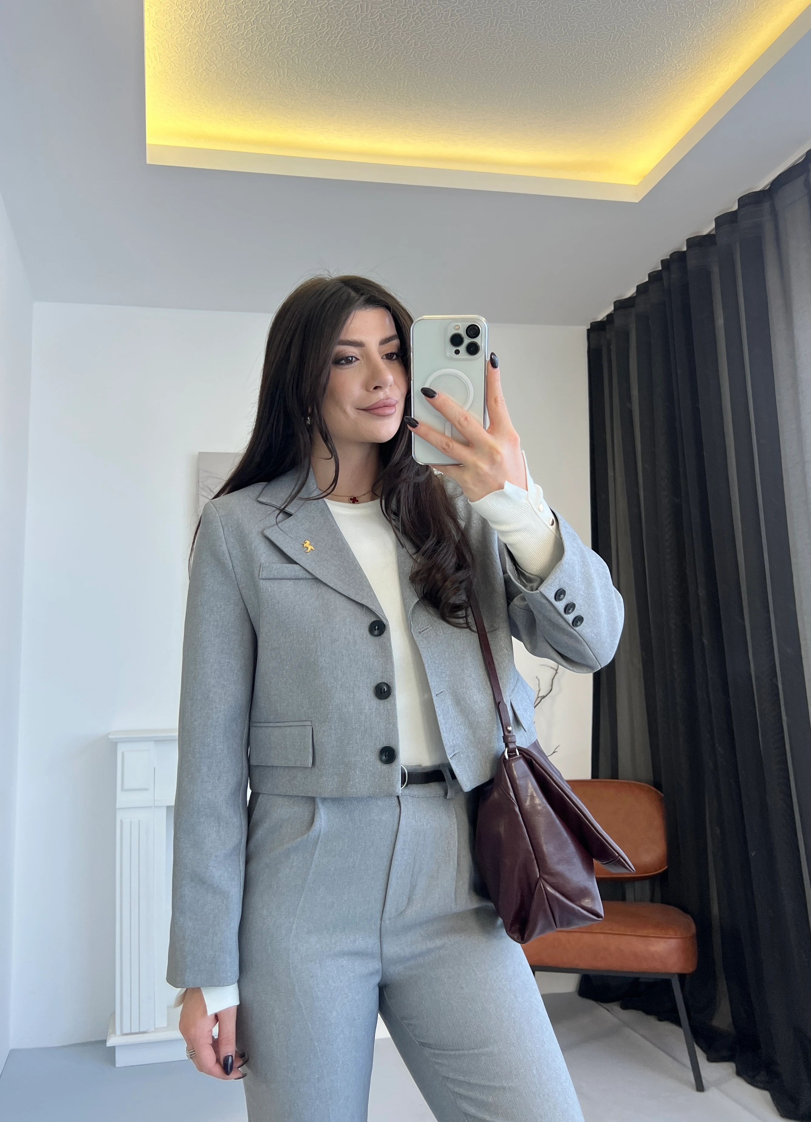 Gold Broşlu Kısa BlazerCeket