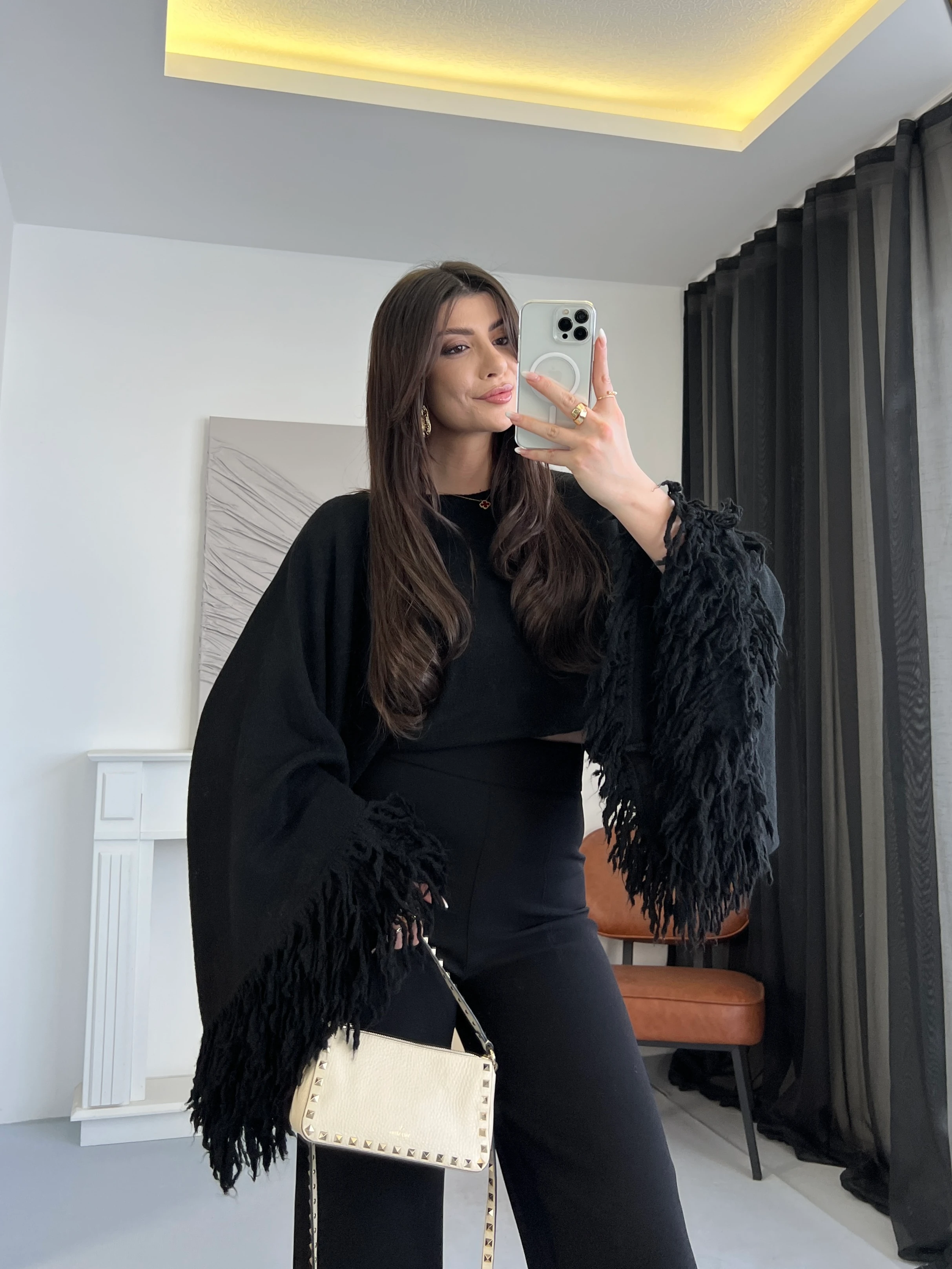 Püsküllü Panço Bluz