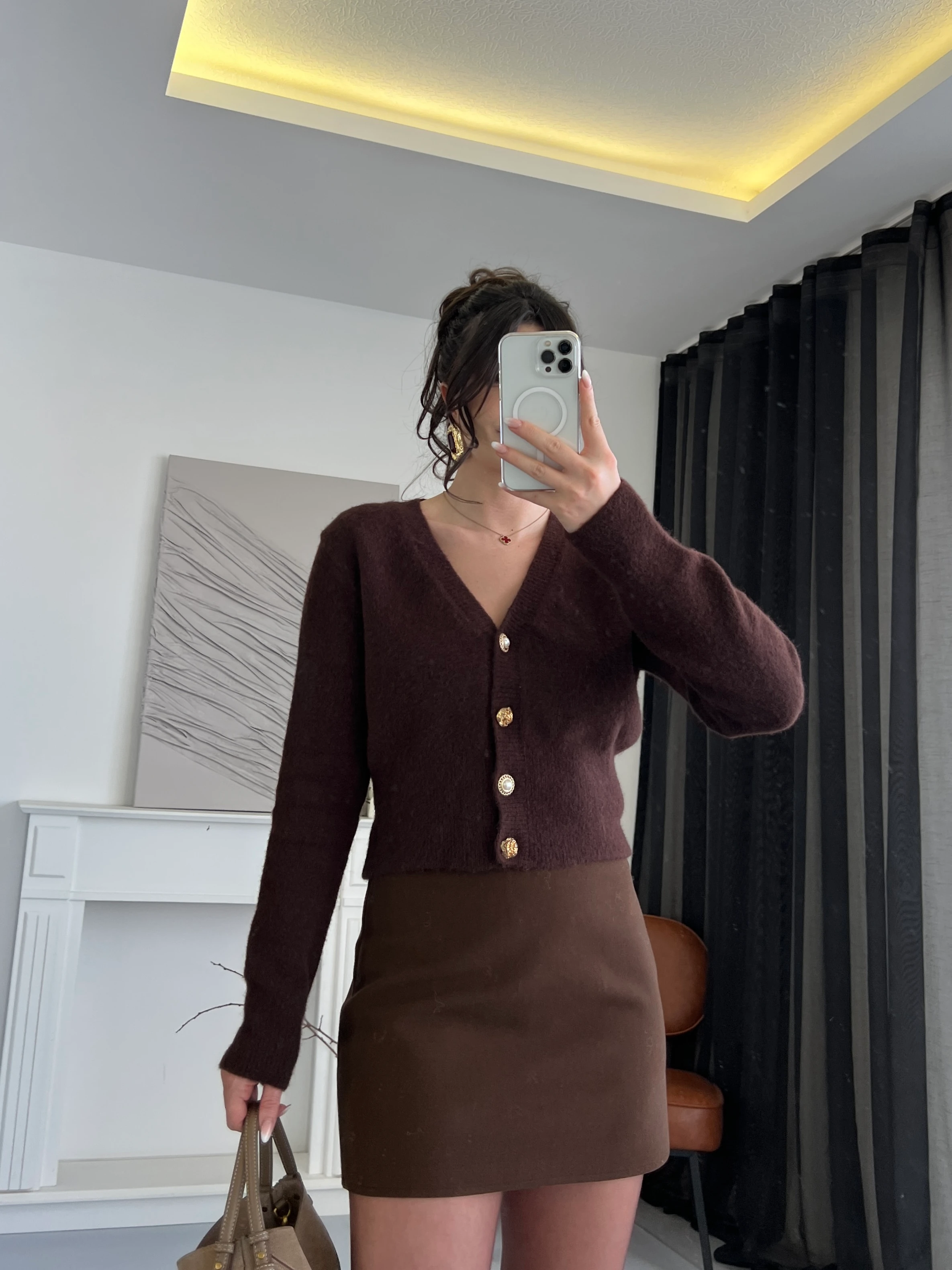 Düğme Detaylı Yumuşak Hırka