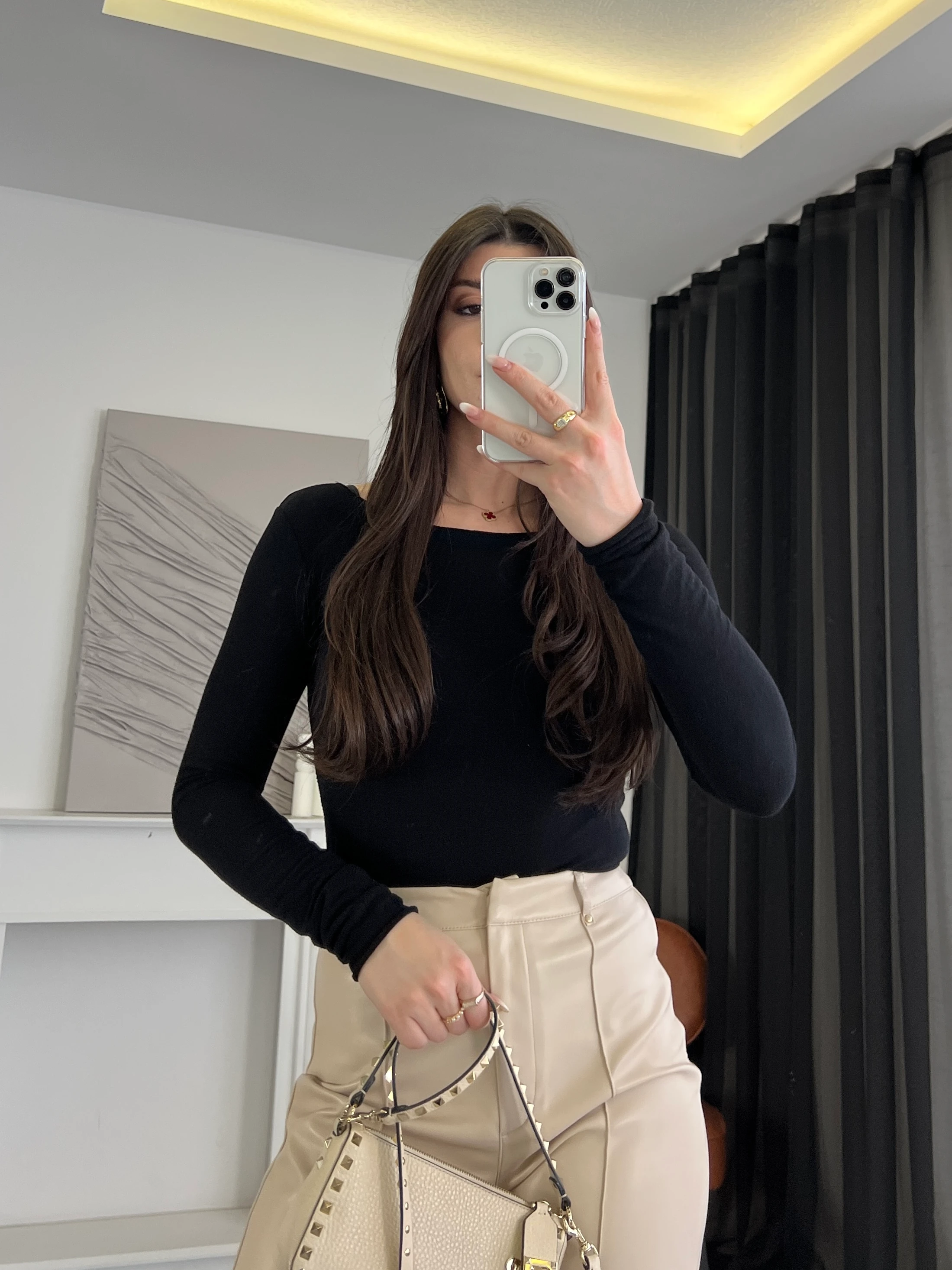 Kayık Yaka Transparan Bluz - Siyah