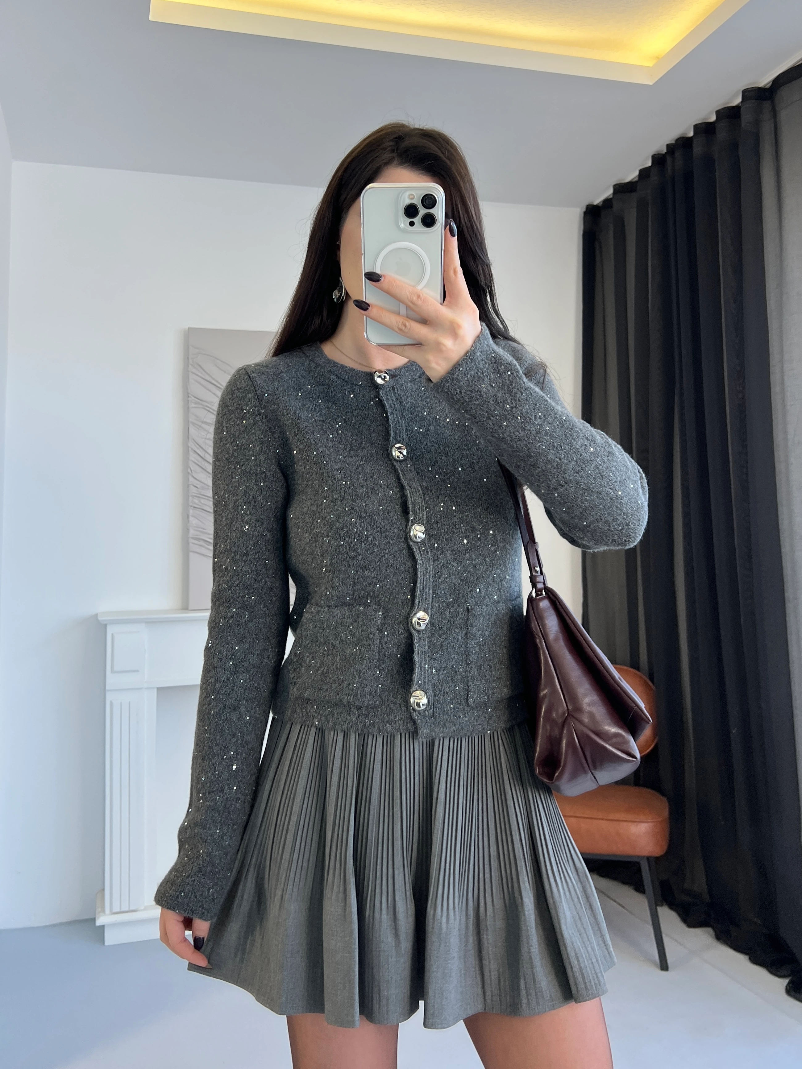 Pullu Simli Bisiklet Yaka Hırka