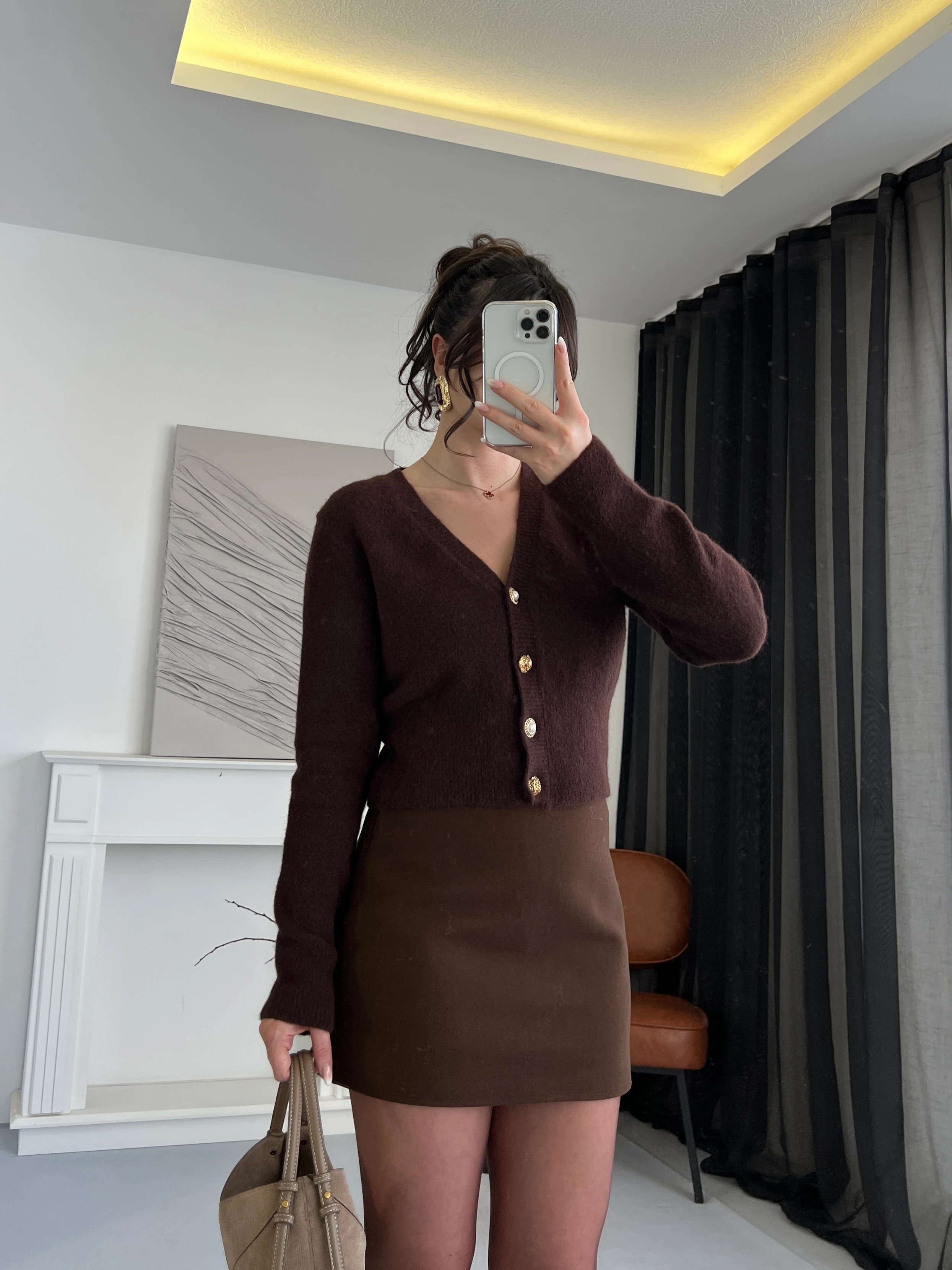 Düğme Detaylı Yumuşak Hırka - Kahverengi