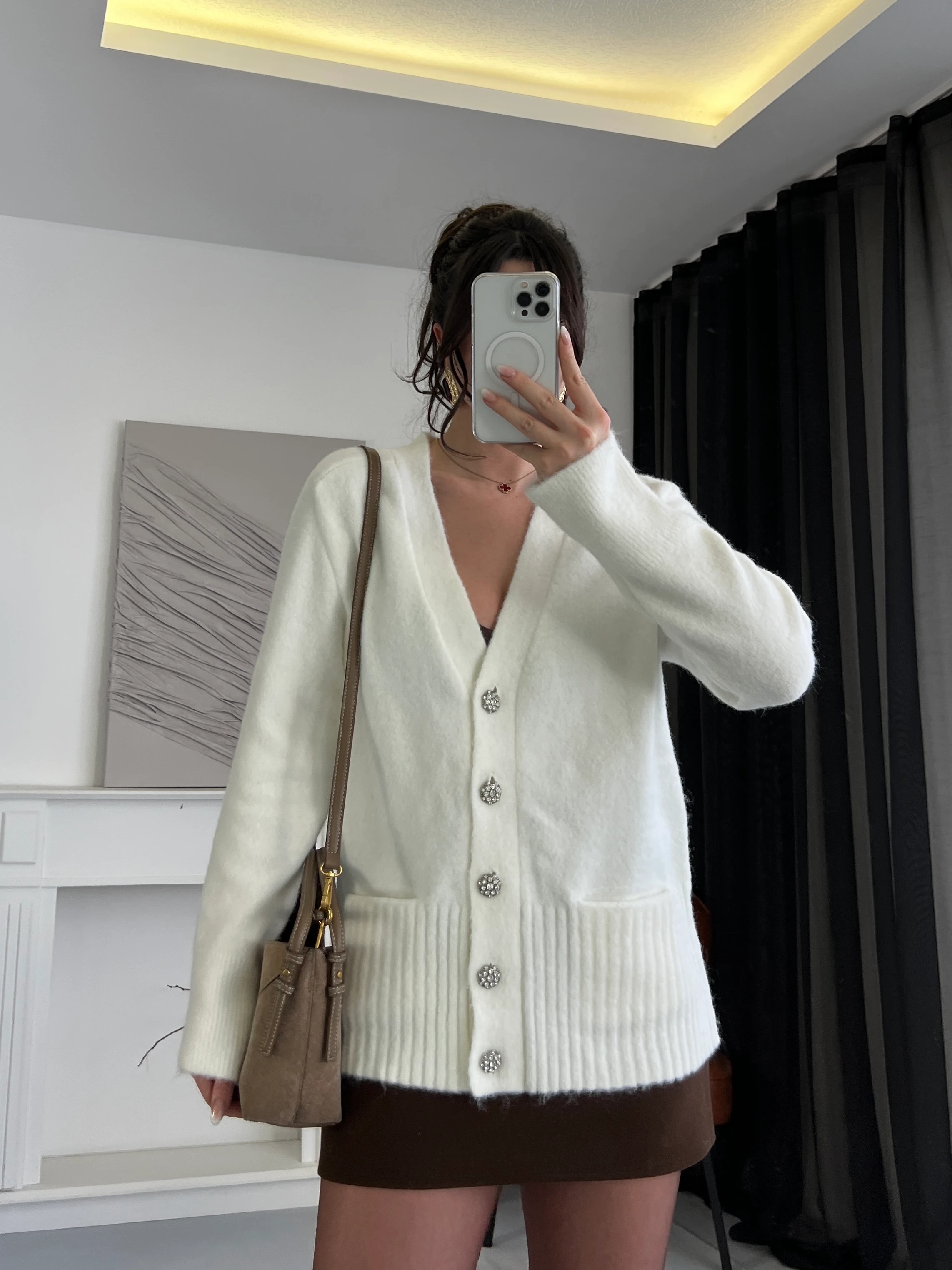 Parlak Taş Detaylı Örgü Hırka