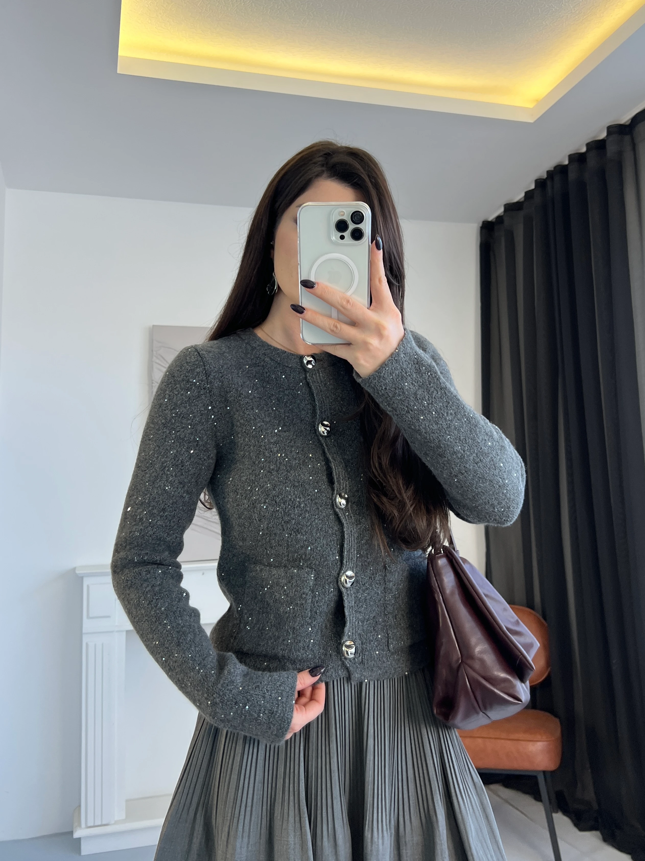 Pullu Simli Bisiklet Yaka Hırka