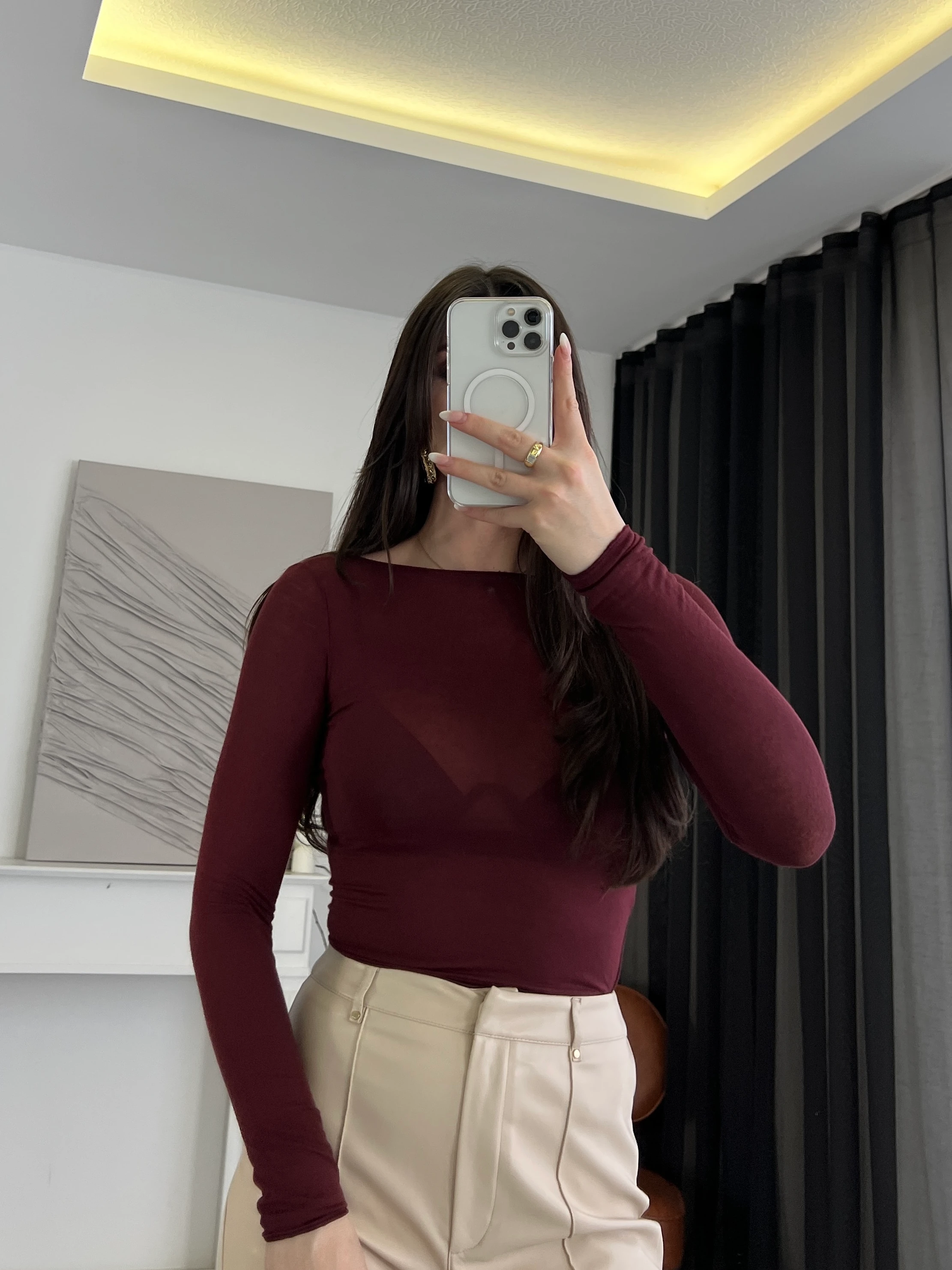 Kayık Yaka Transparan Bluz