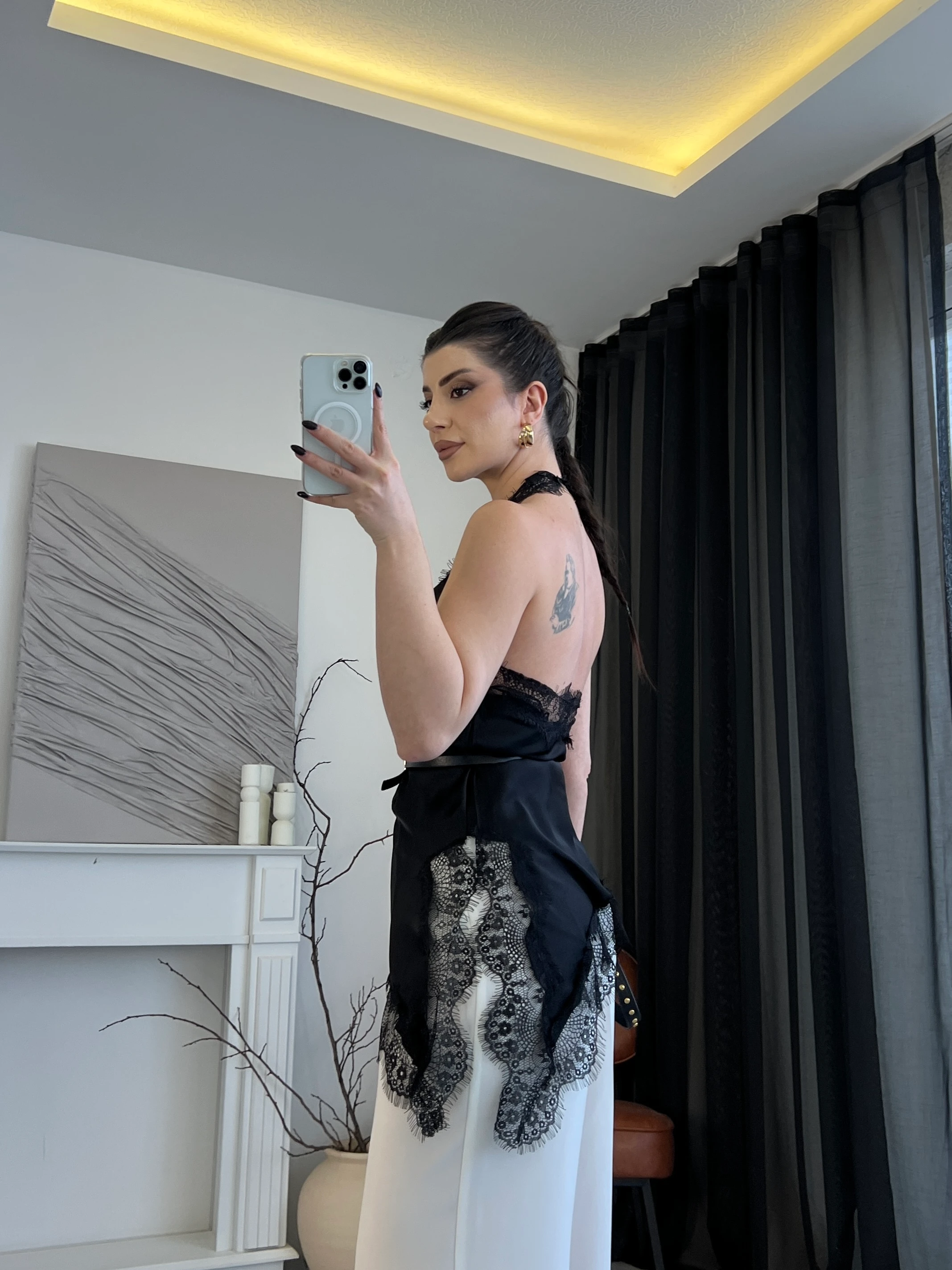 Dantel Detaylı Saten Bluz