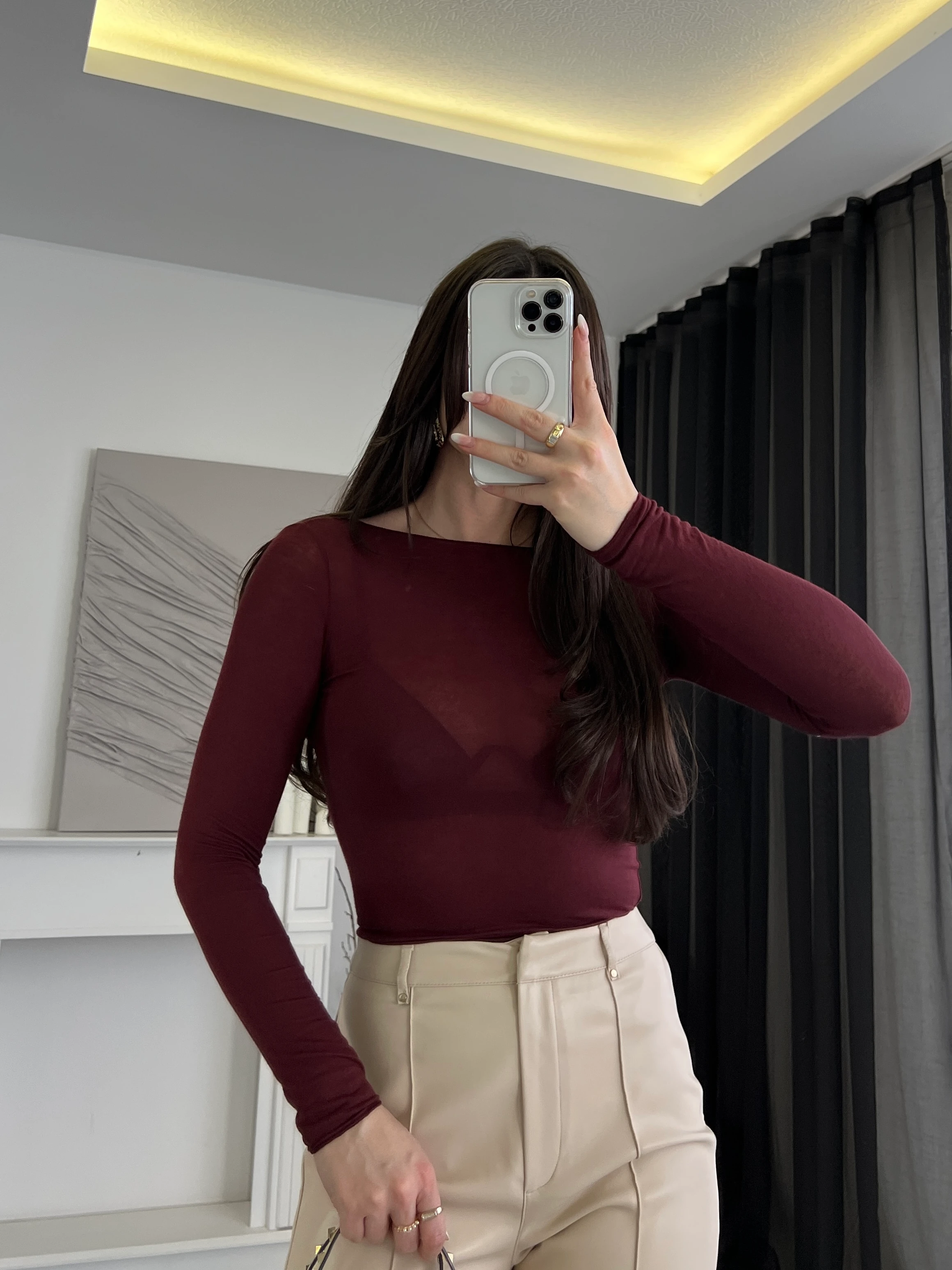 Kayık Yaka Transparan Bluz