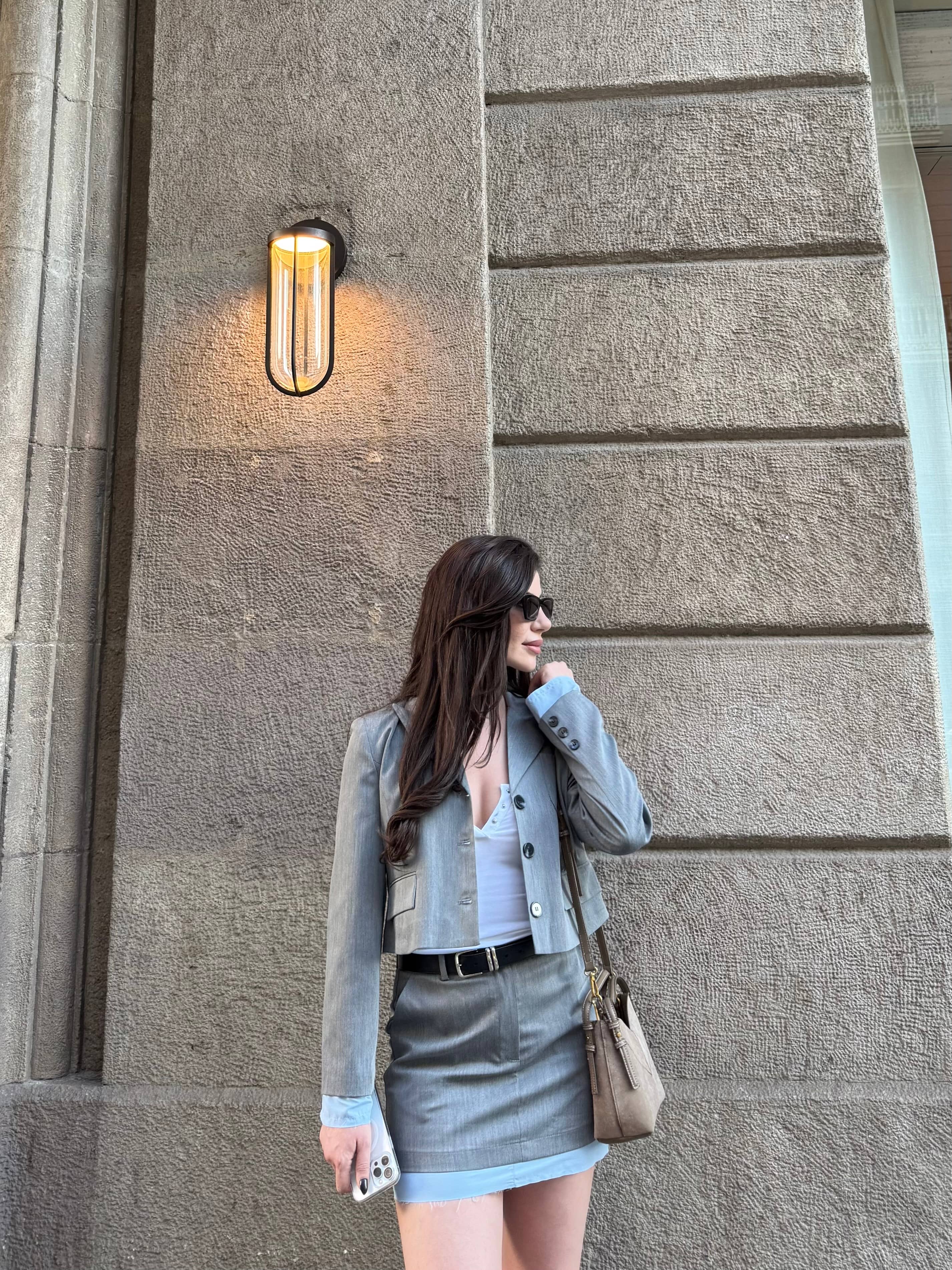 Kumaş Geçişli Gri Mini Blazer Ceket