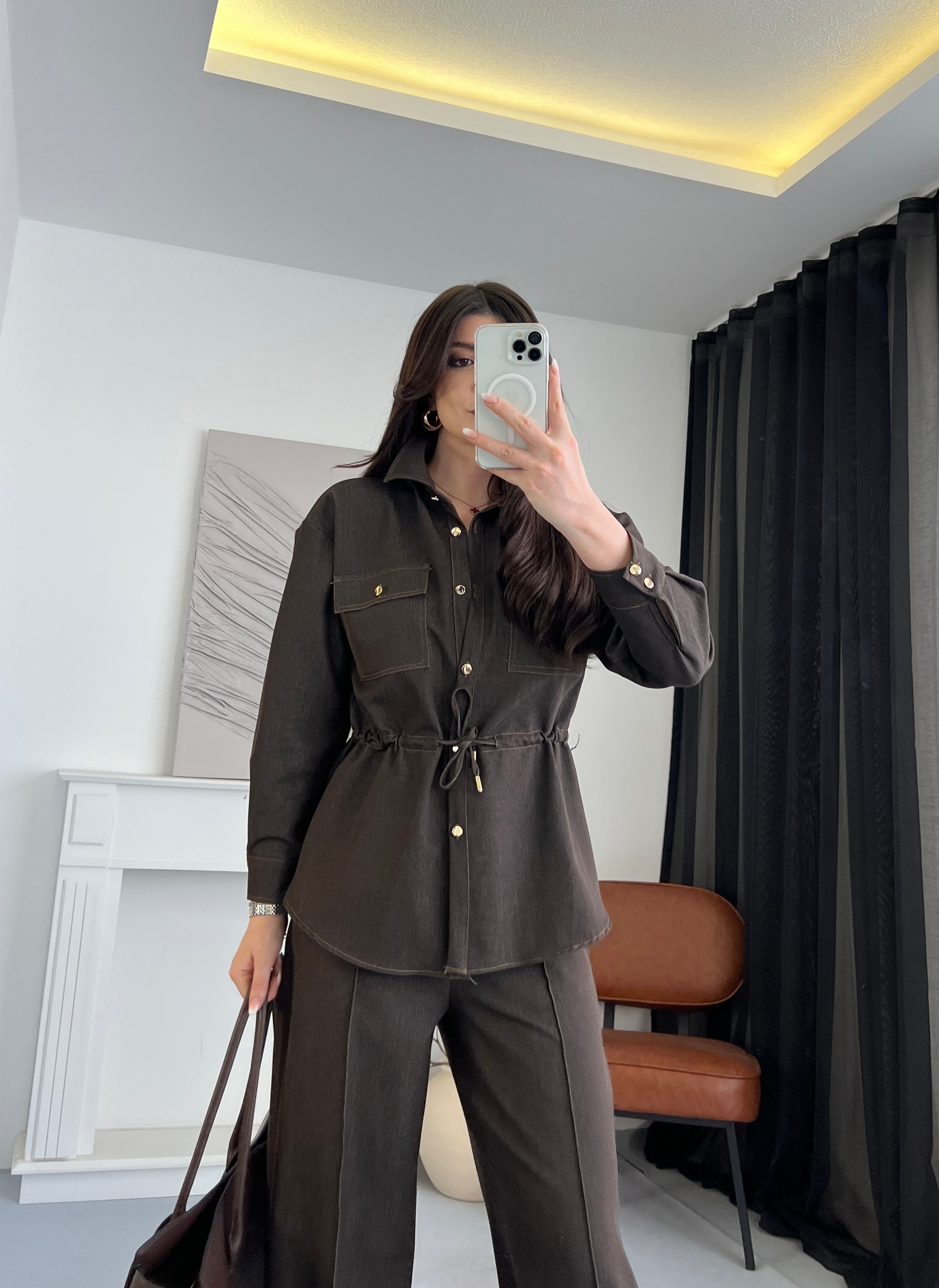 Düğme Detaylı Kuşaklı Takım