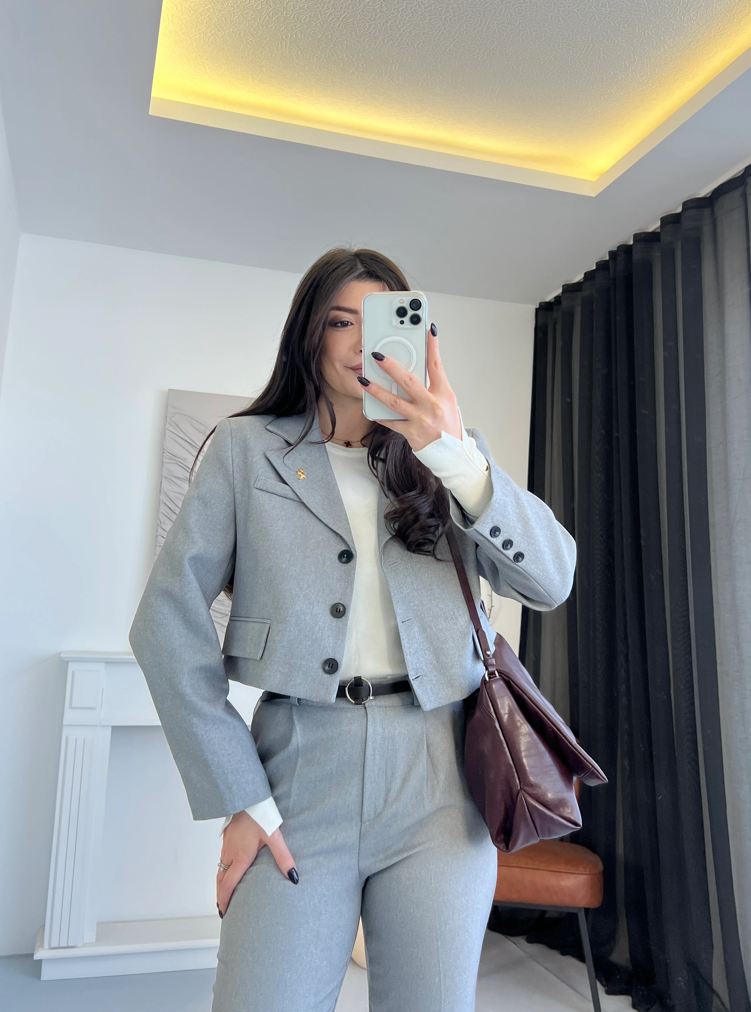 Gold Broşlu Kısa BlazerCeket - Gri