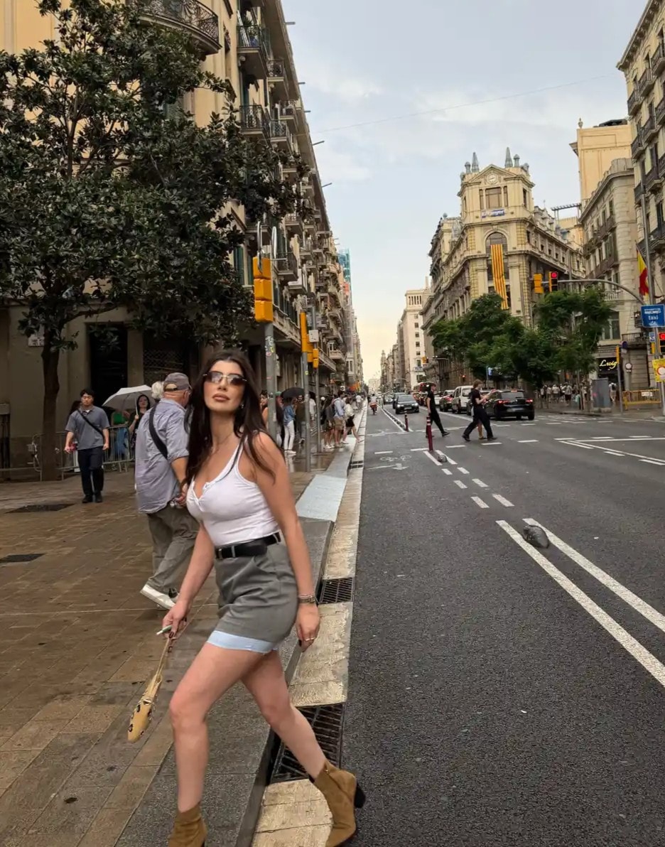 KemerliKumaş Geçişli Mini Etek