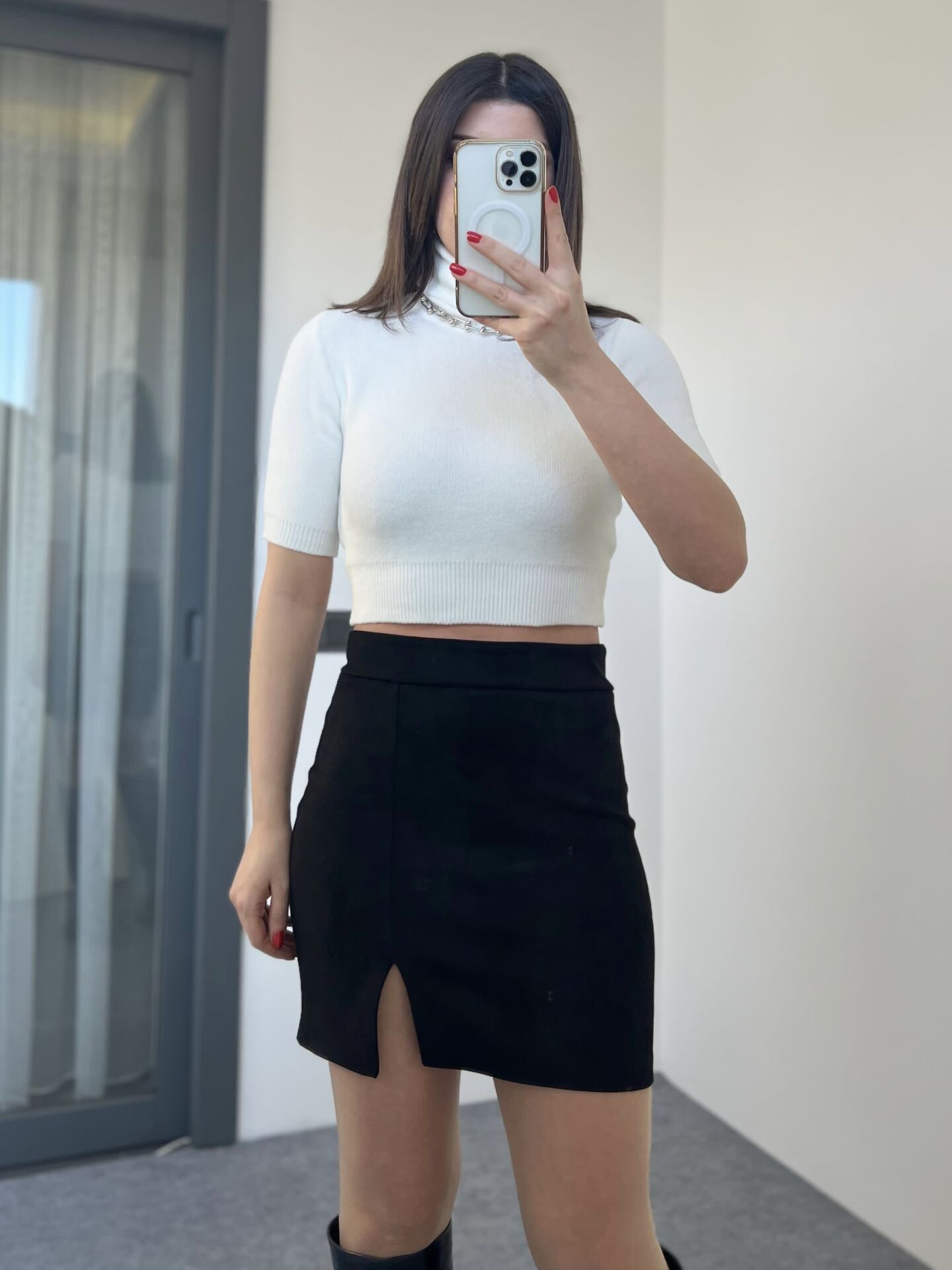 Nubuk Yırtmaçlı Mini Etek