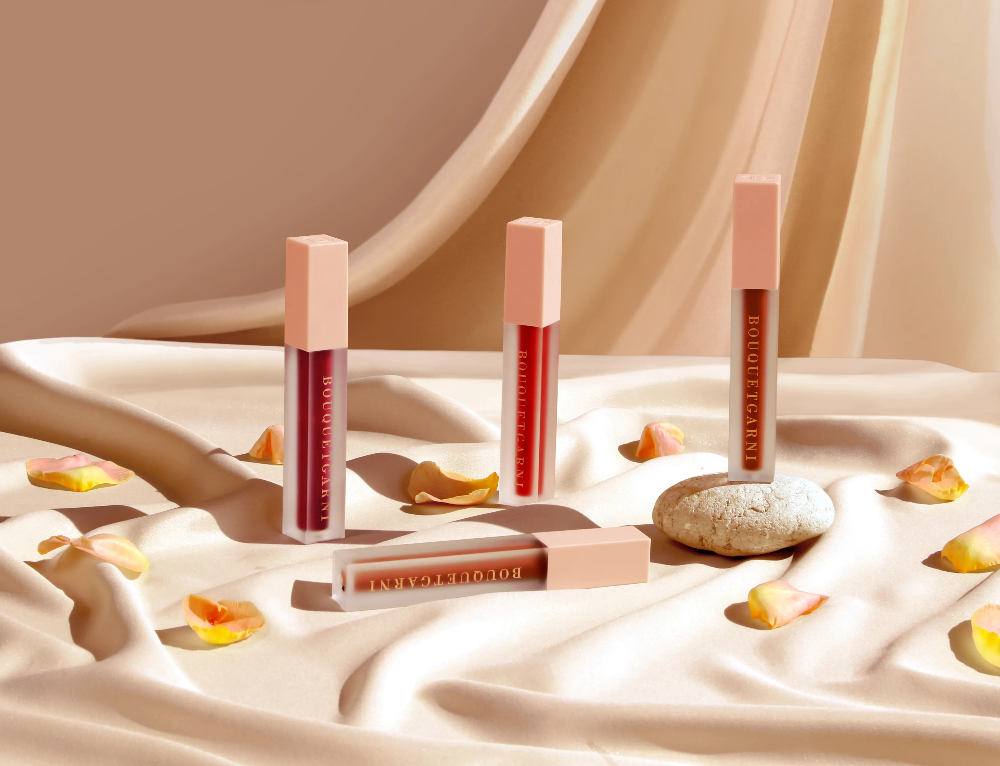 Bouquet Garni Blursome Velvet Tint - Pürüzsüz Kadife Ruj 