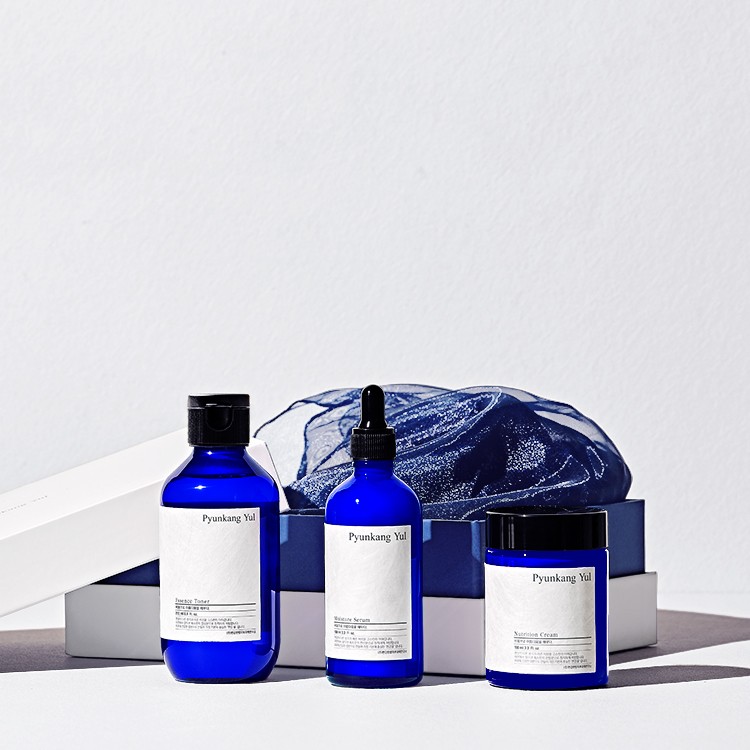 Basic Line Gift Set - Basic Line Hediye Seti  (Essence Toner 200ml + Moisture Serum 100ml+Nutrition Cream 100ml)