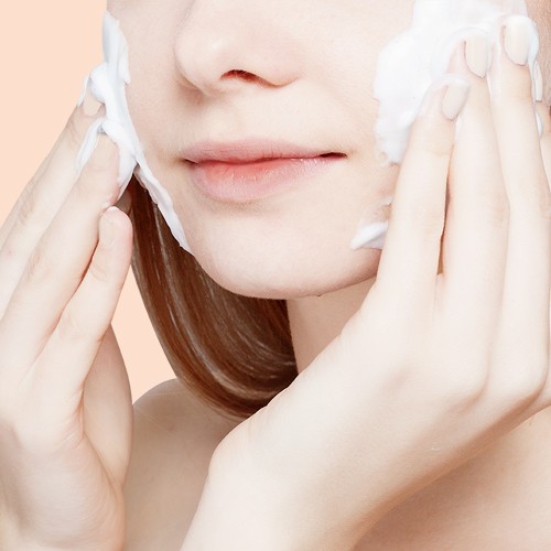 Low pH Pore Deep Cleansing Foam - Düşük pH'lı Gözenekleri Arındıran Yüz Temizleme Köpüğü 