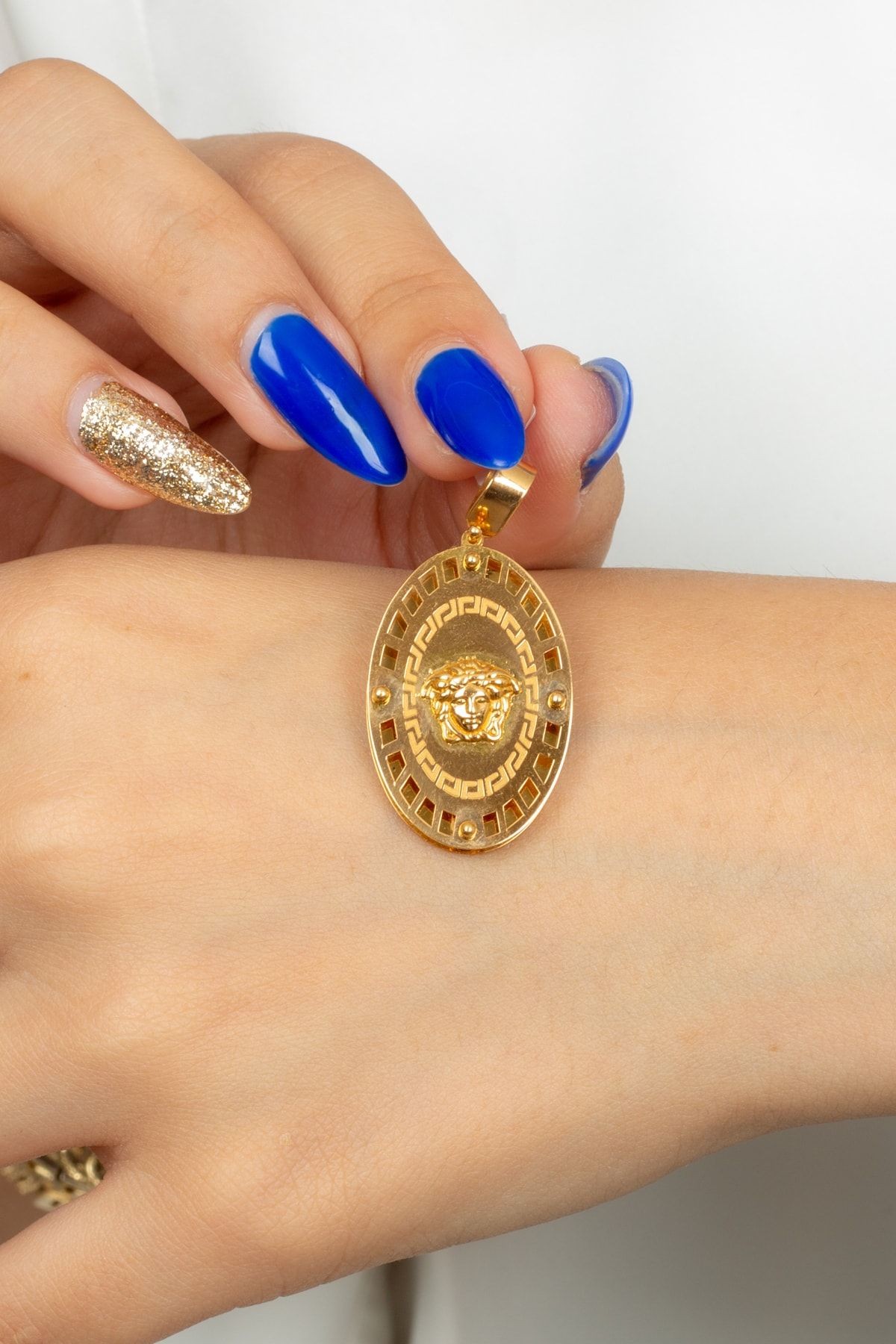 22 Ayar Altın Oval Versace Kolye Ucu