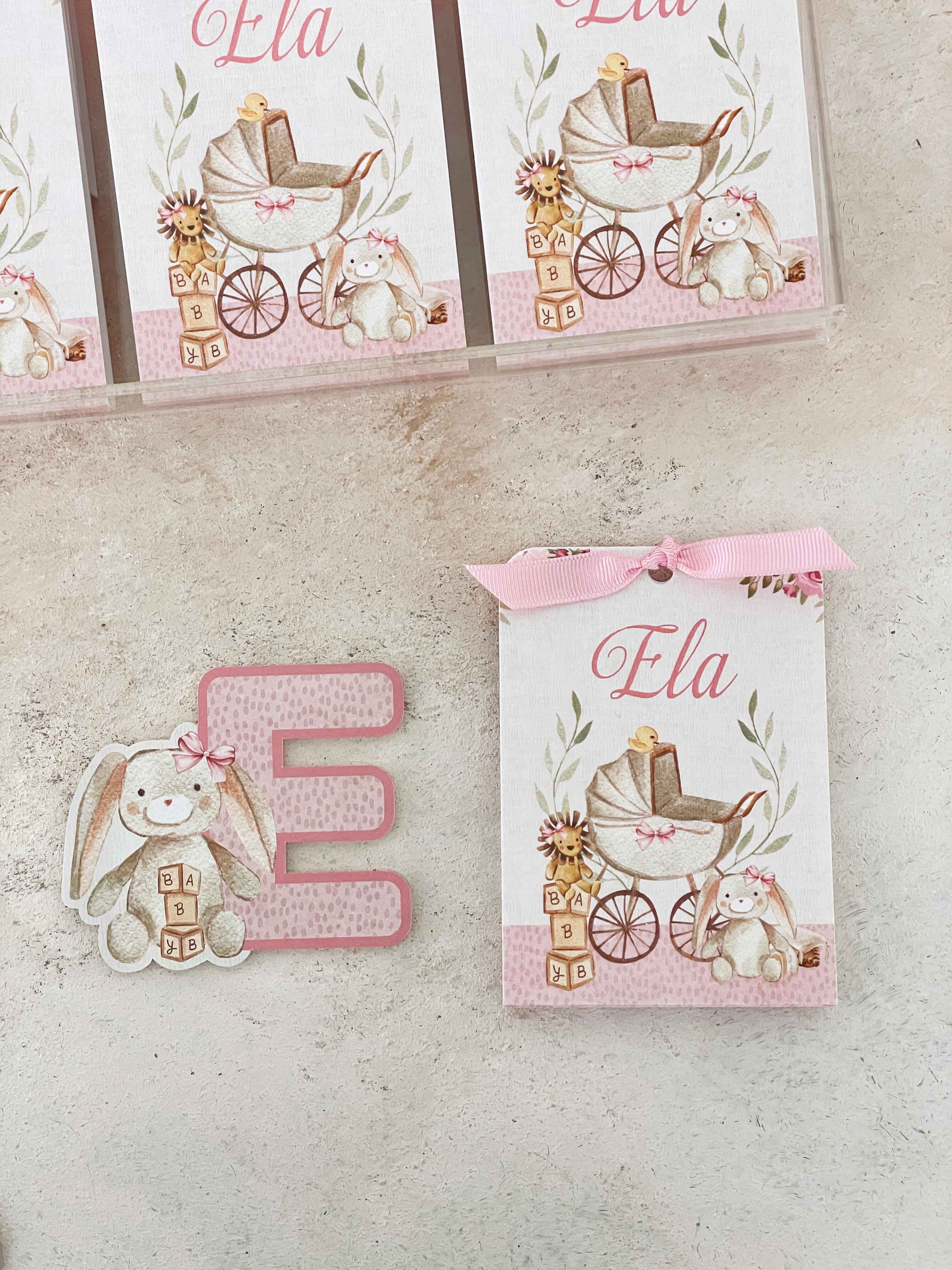 Bunny & Friends Harf Pleksi Magnet ve Kılıfı