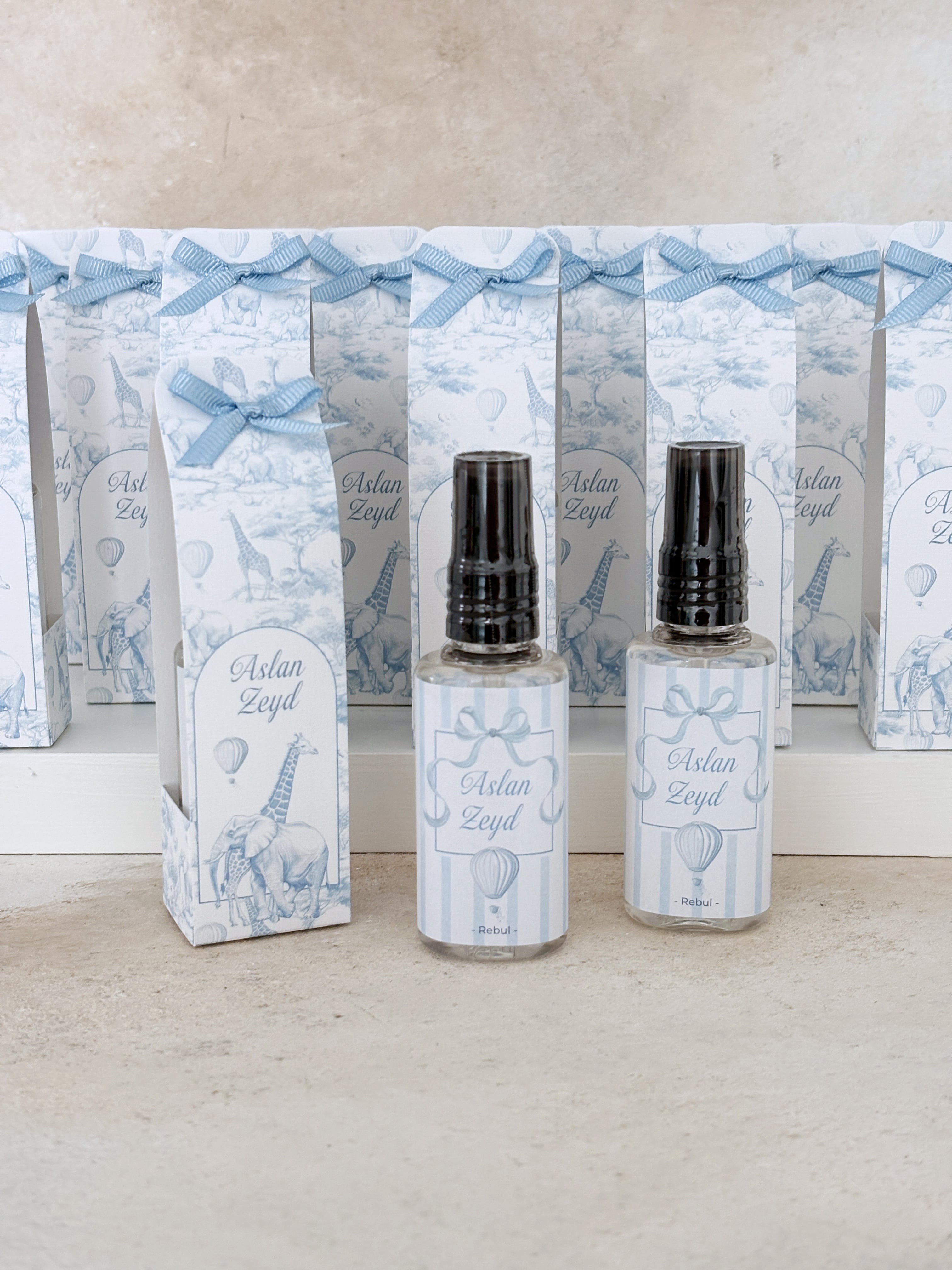 Chinoserie Baby Toile De Jouy Light Blue Kolonya ve Kılıfı