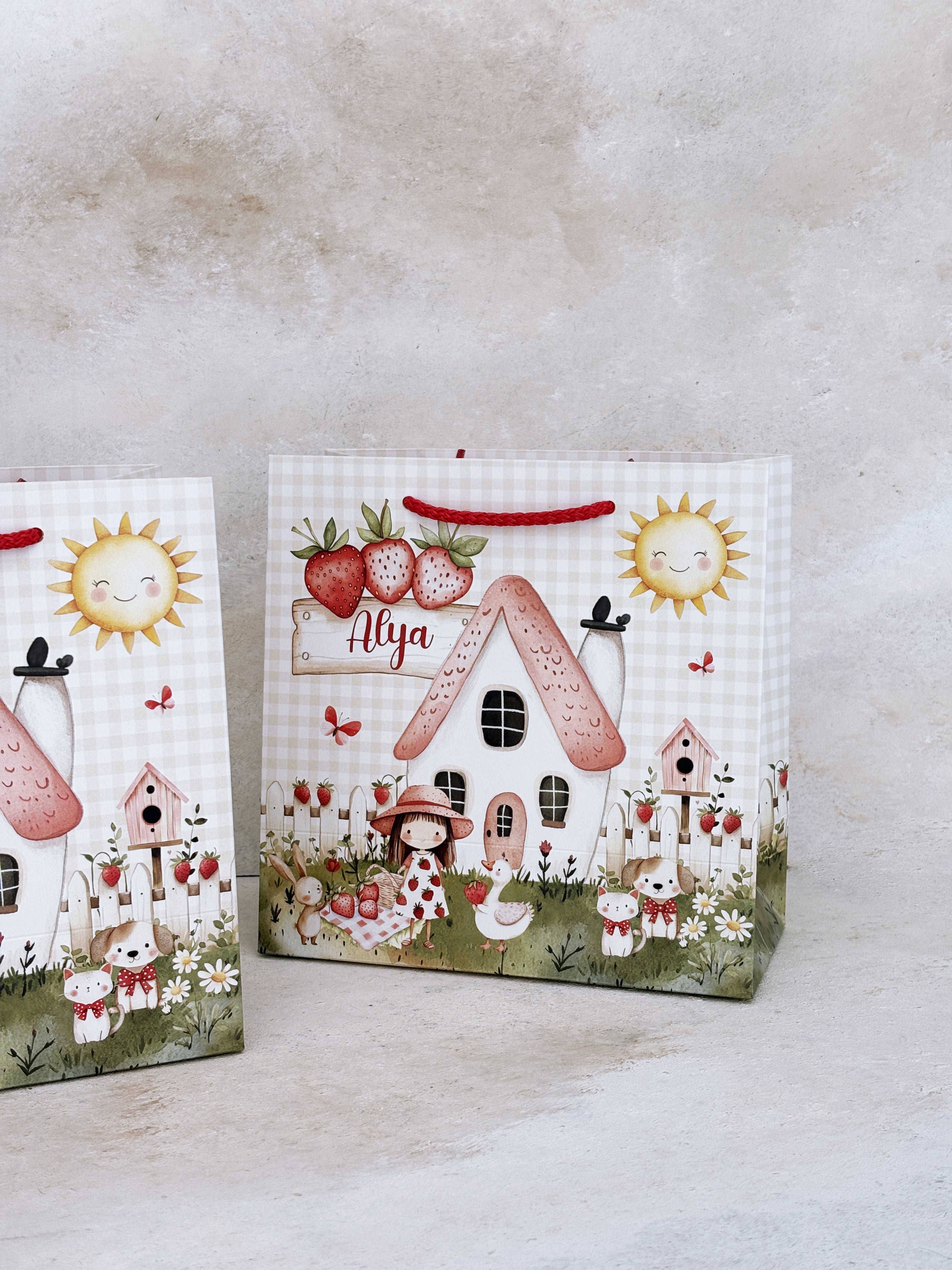 Strawberry Cottage Hediye Çantası