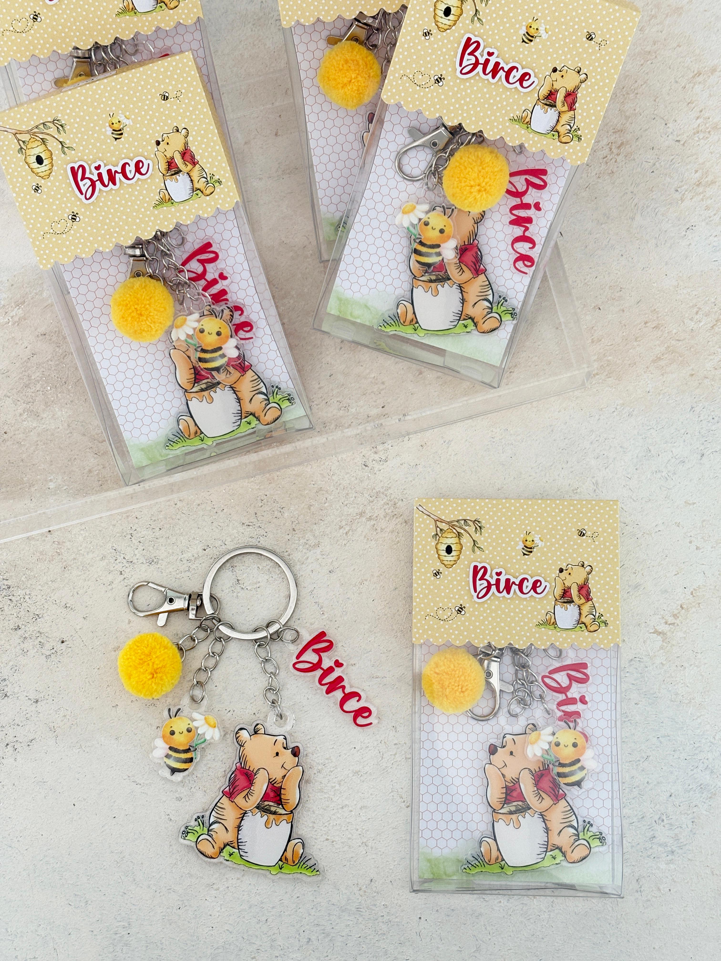 Winnie The Pooh Yellow Anahtarlık ve Kutusu