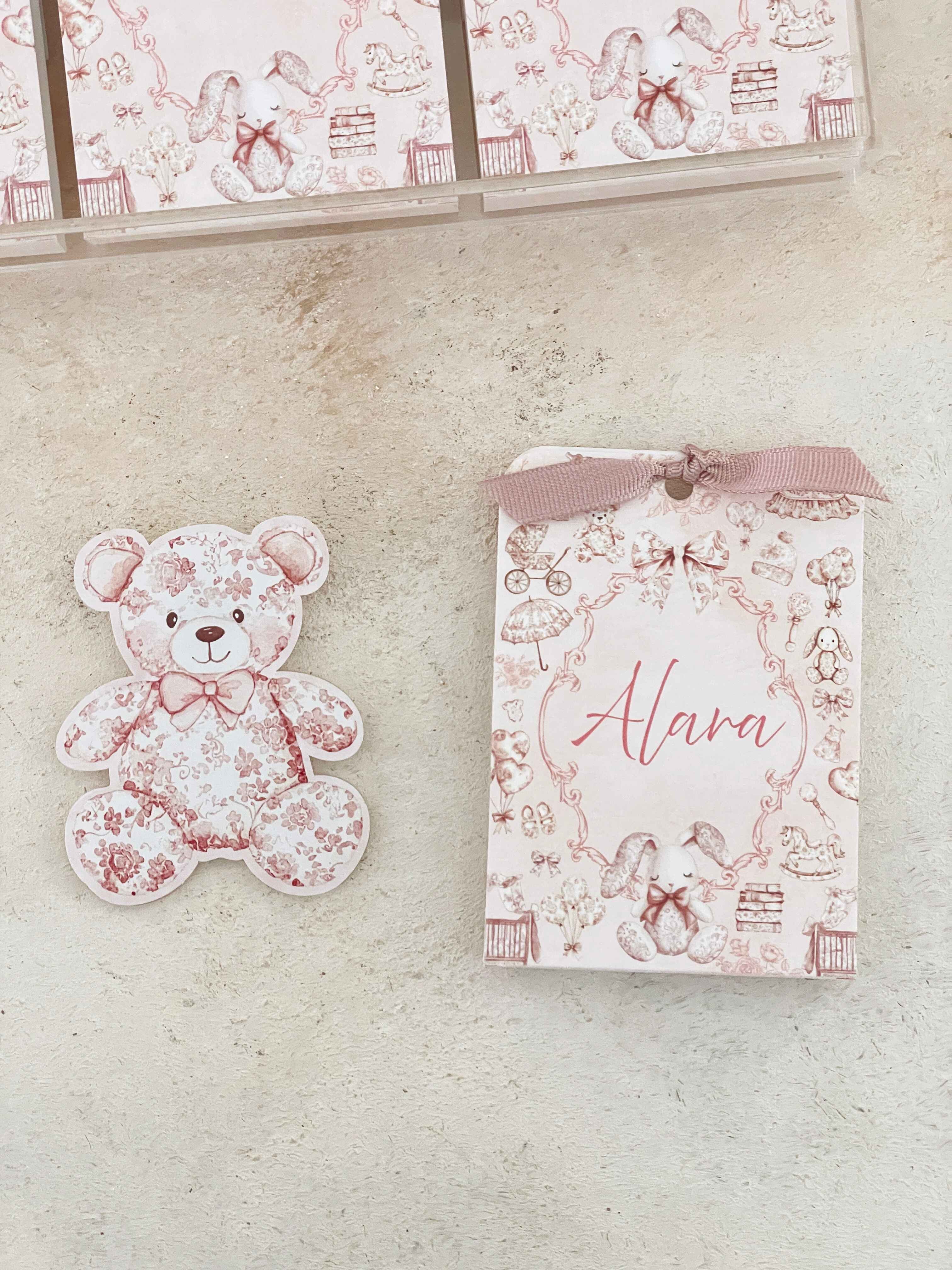 Pink Toile Baby Pleksi Magnet ve Kılıfı