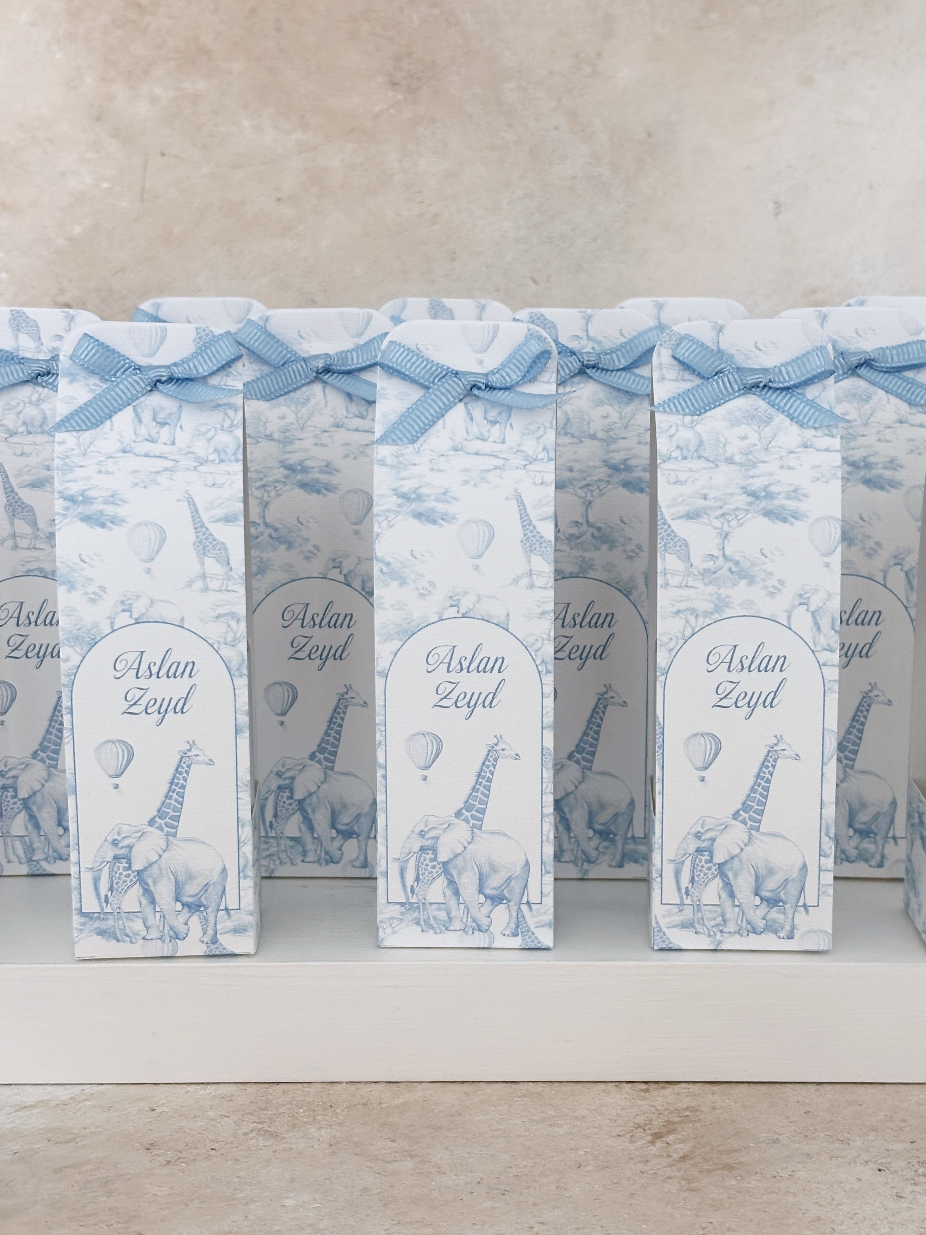 Chinoserie Baby Toile De Jouy Light Blue Kolonya ve Kılıfı