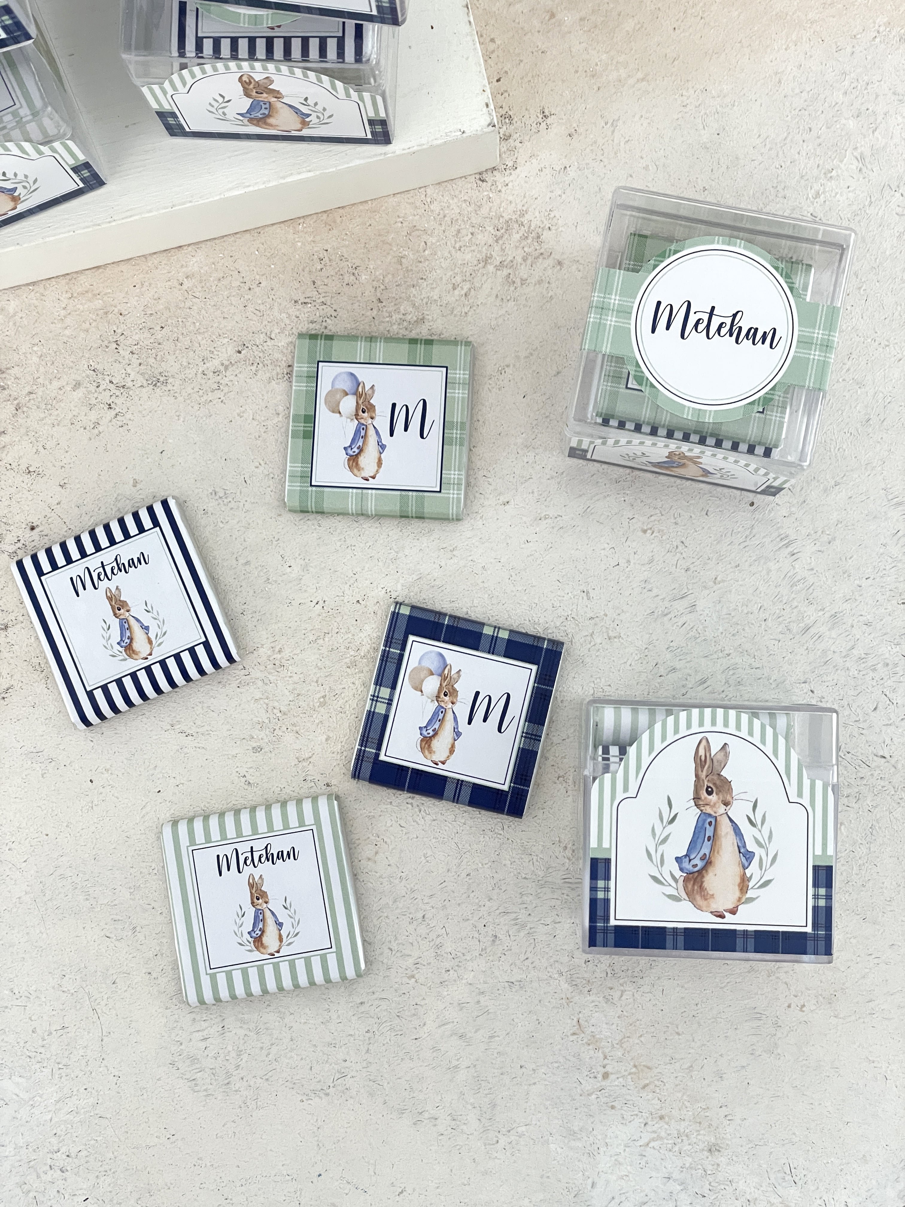Peter Rabbit Striped Mika Çikolata Küpü