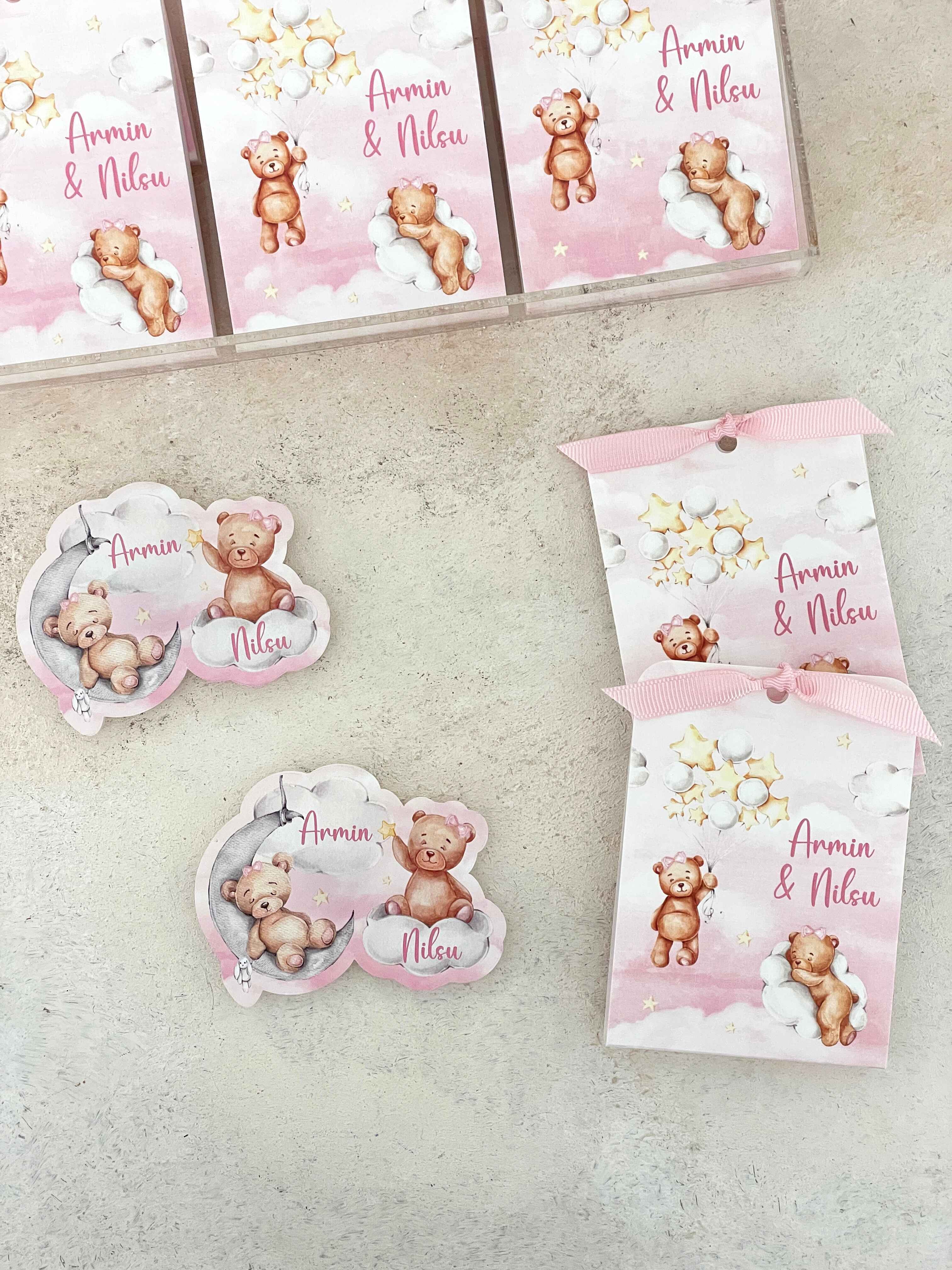 Teddy On Moon Girl Pleksi Magnet ve Kılıfı