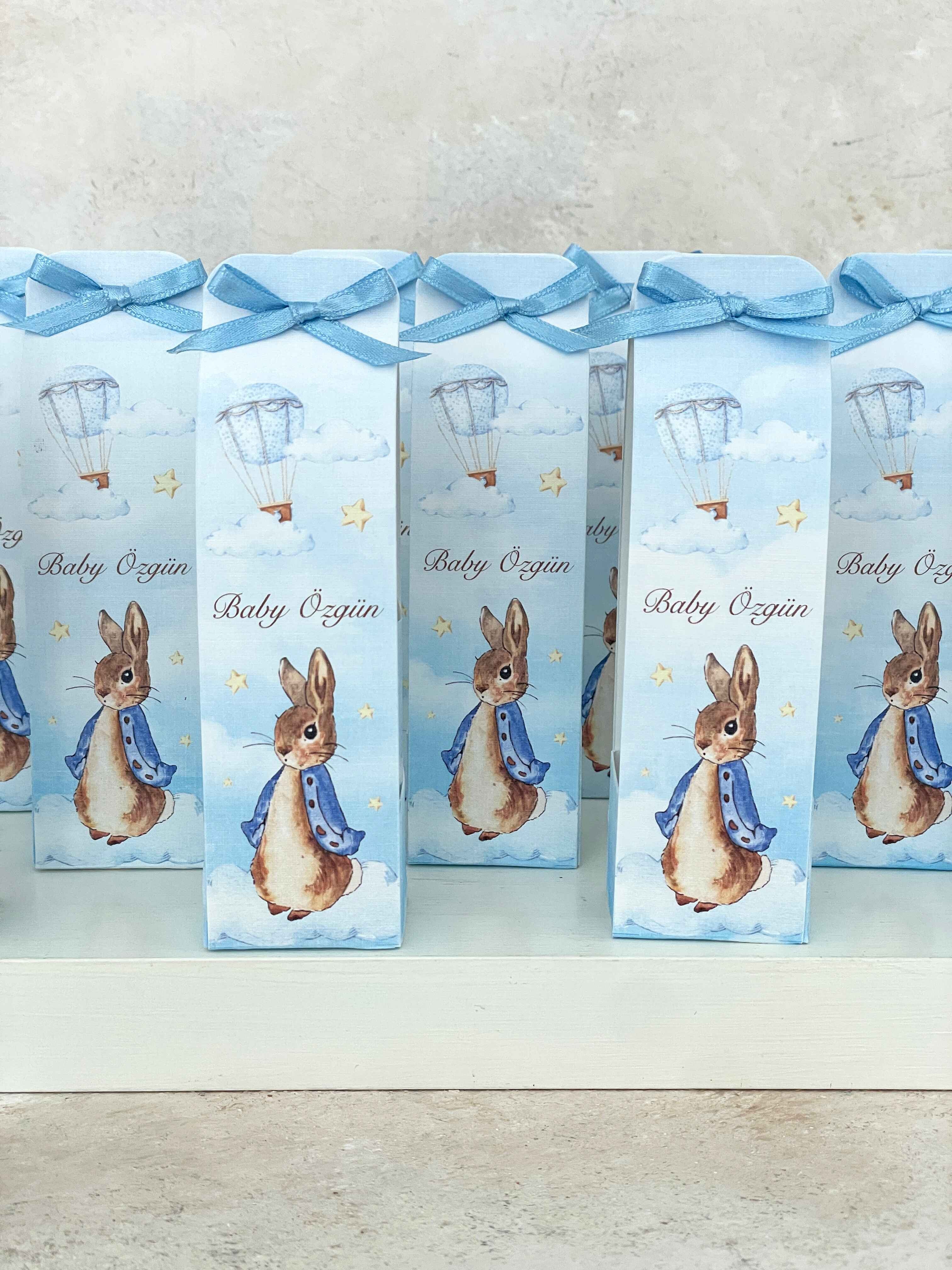 Peter Rabbit on Clouds Kolonya ve Kılıfı