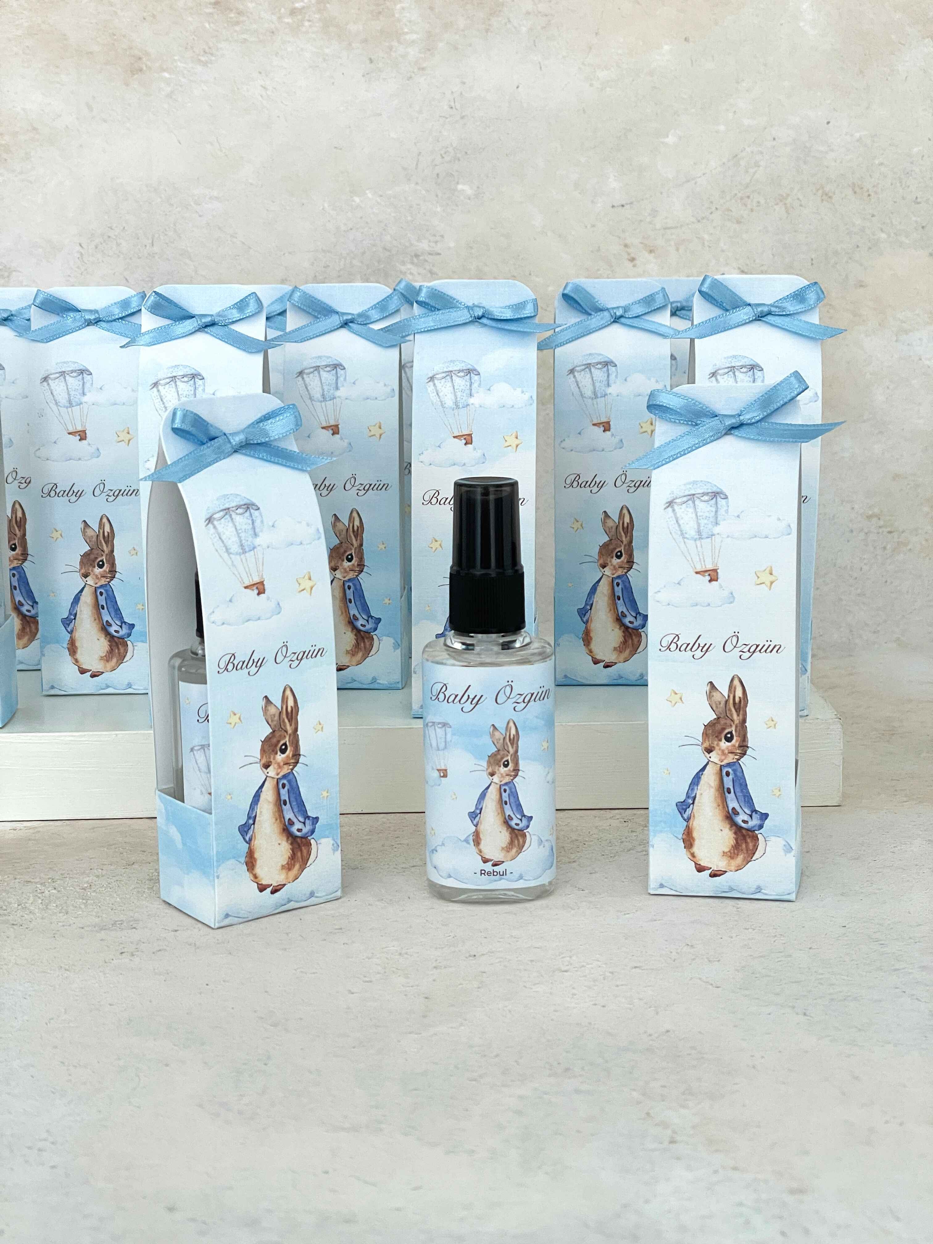 Peter Rabbit on Clouds Kolonya ve Kılıfı