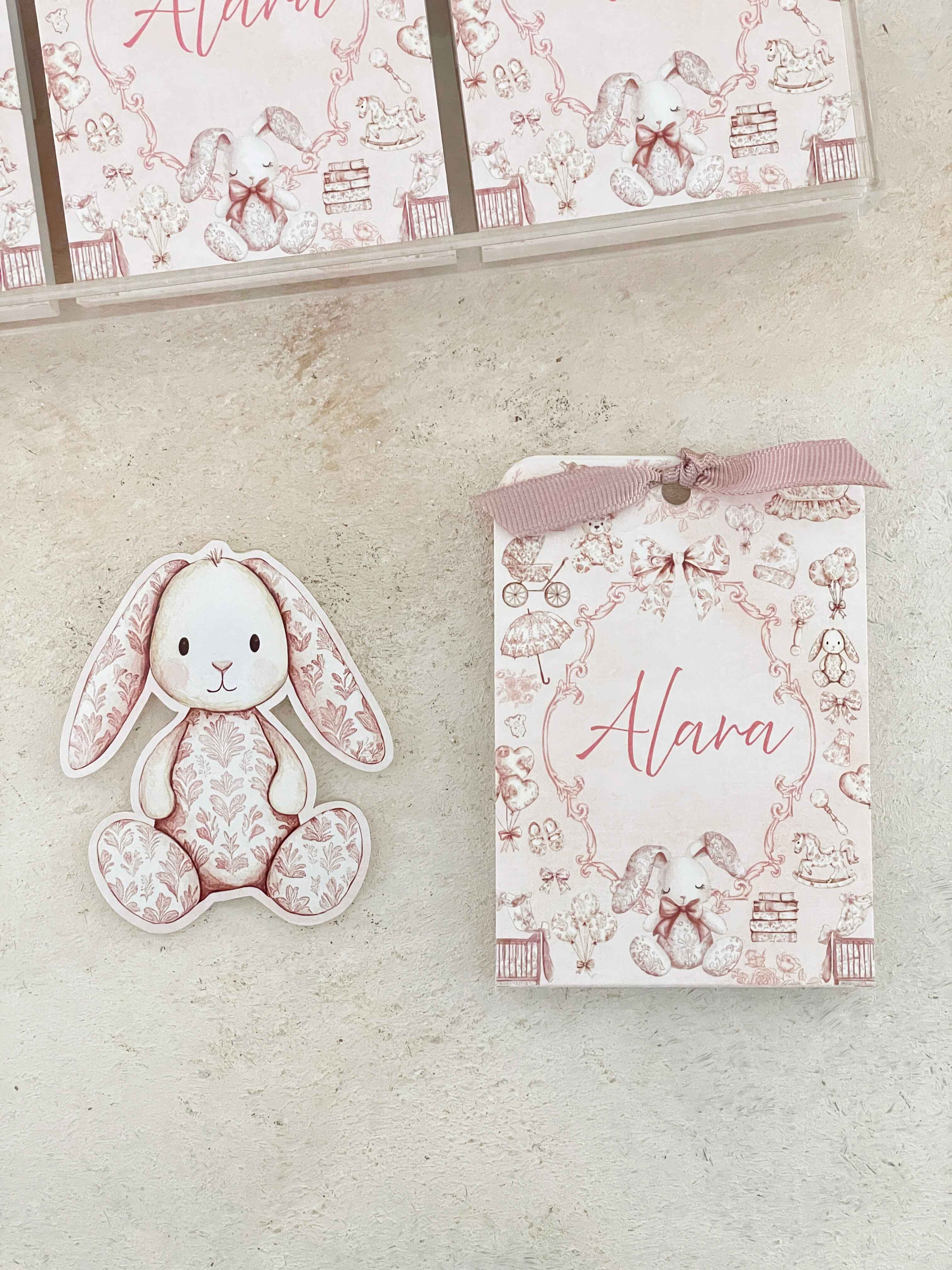 Pink Toile Baby Pleksi Magnet ve Kılıfı