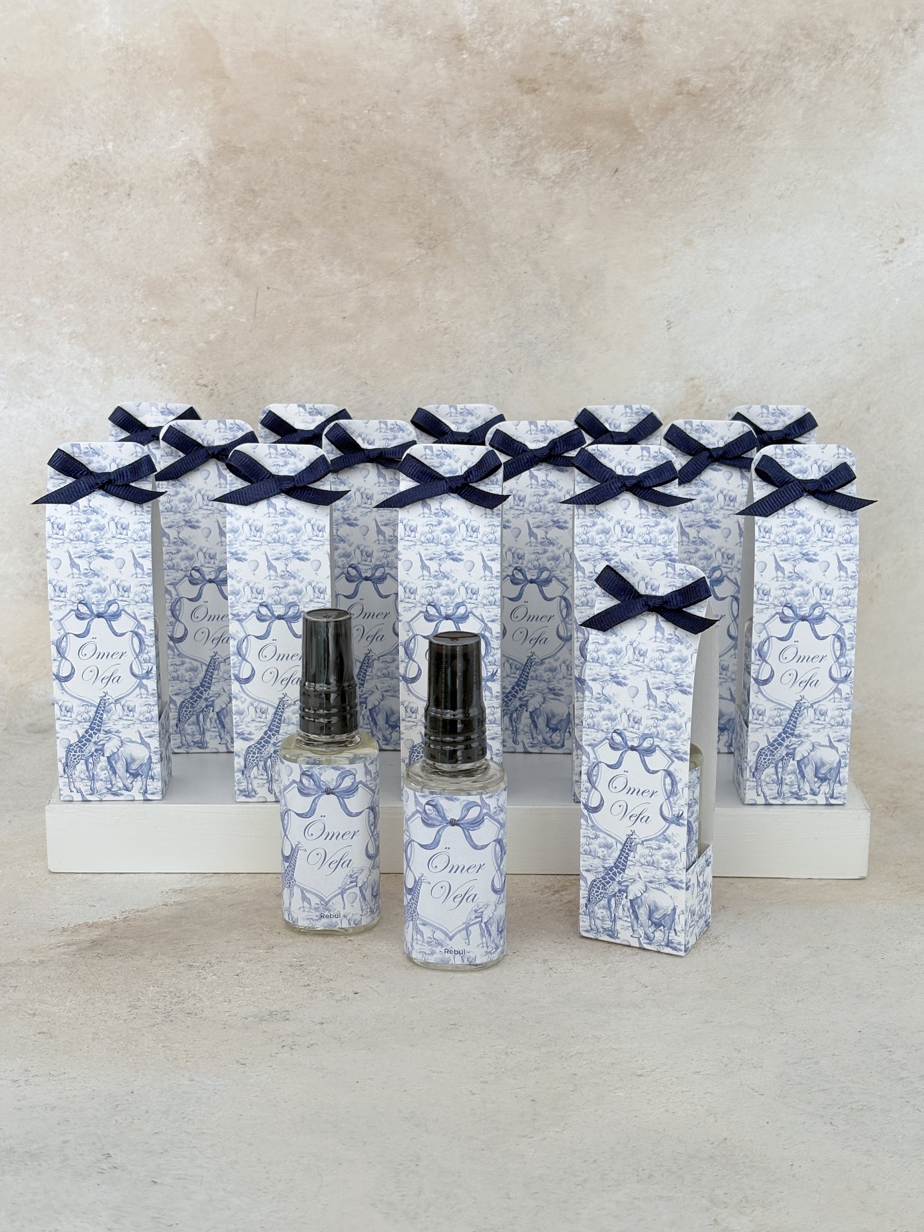 Chinoserie Baby Toile De Jouy Blue Kolonya ve Kılıfı