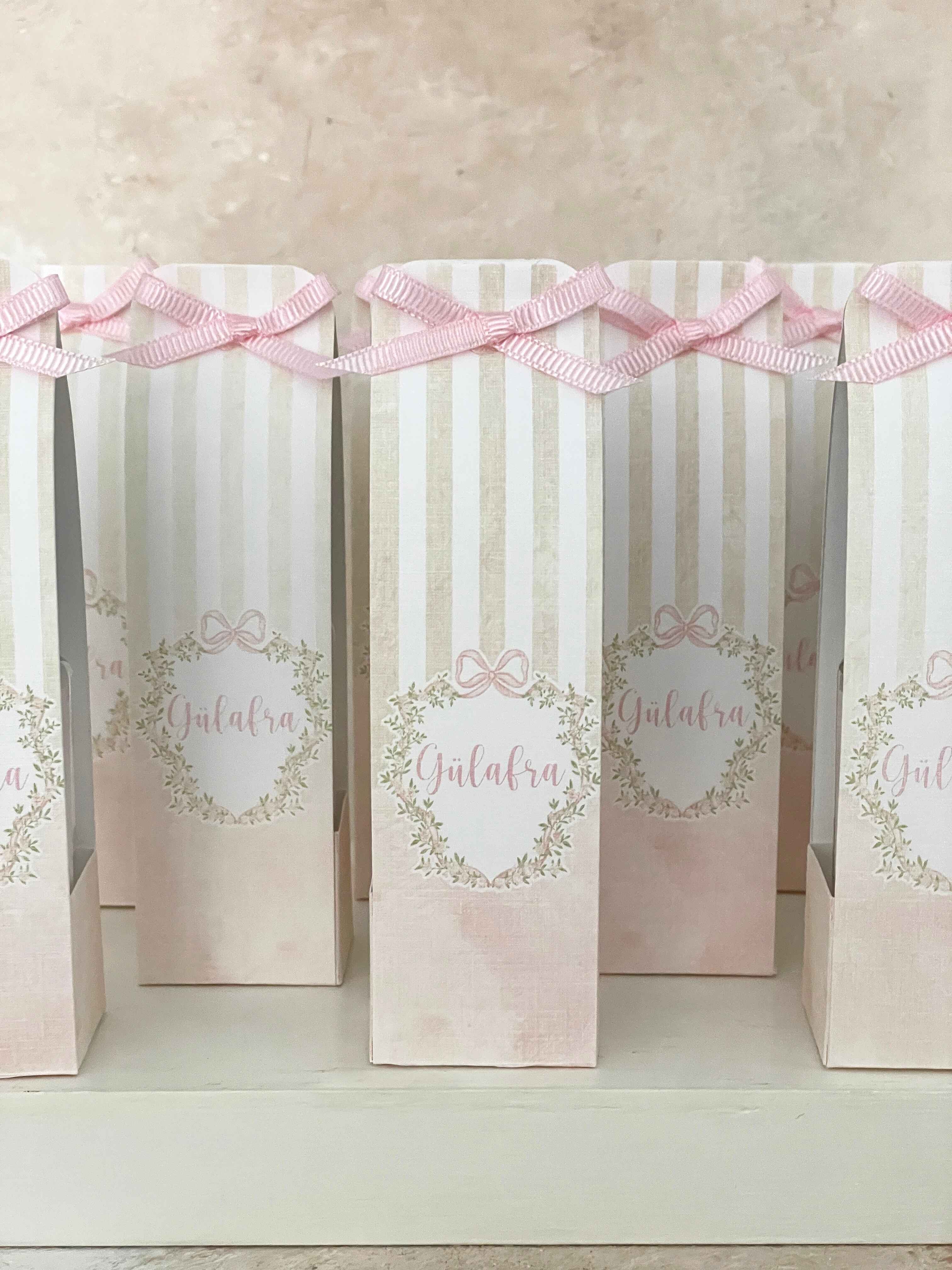 Bows & Flowers Kolonya ve Kılıfı
