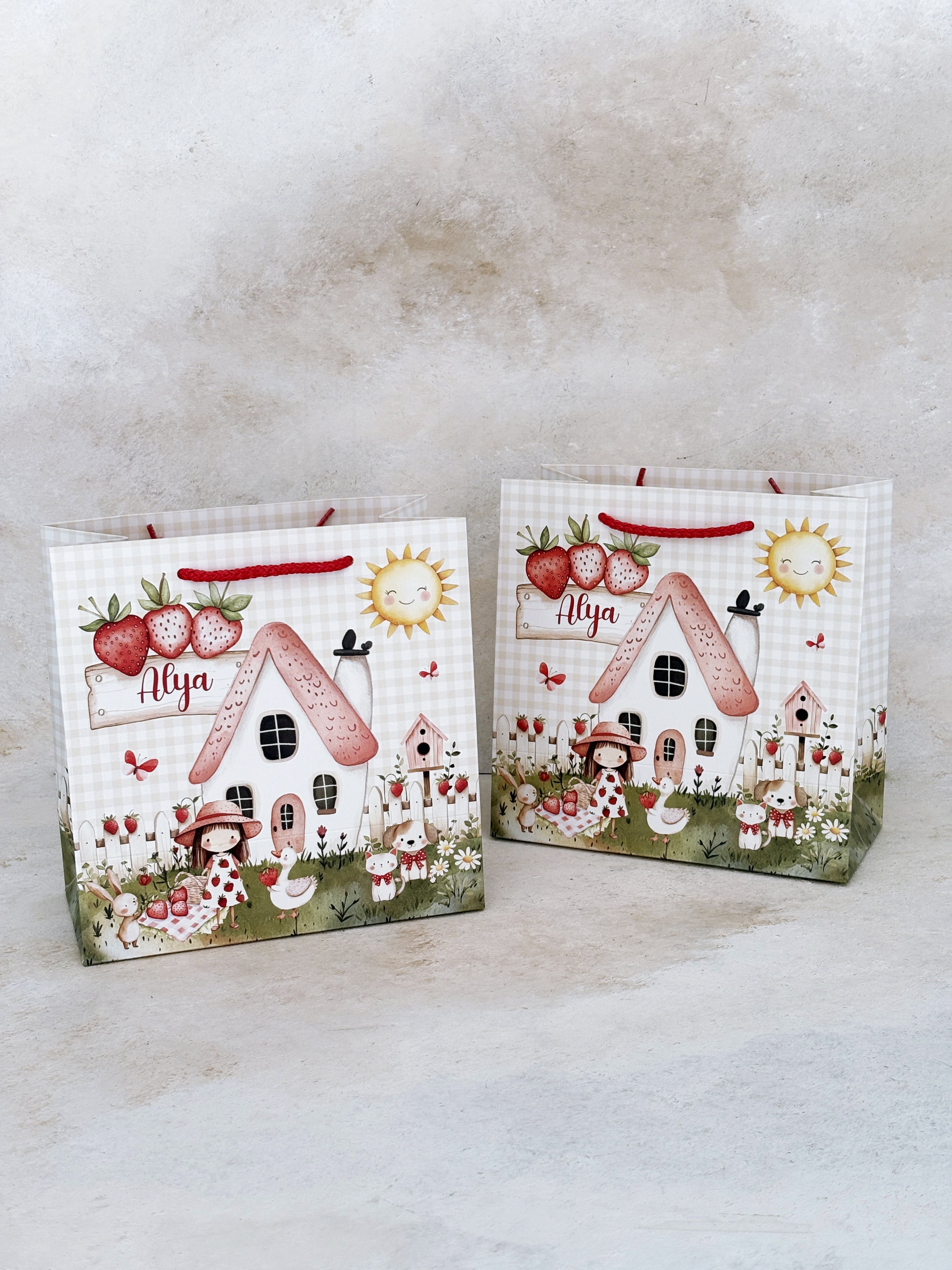 Strawberry Cottage Hediye Çantası