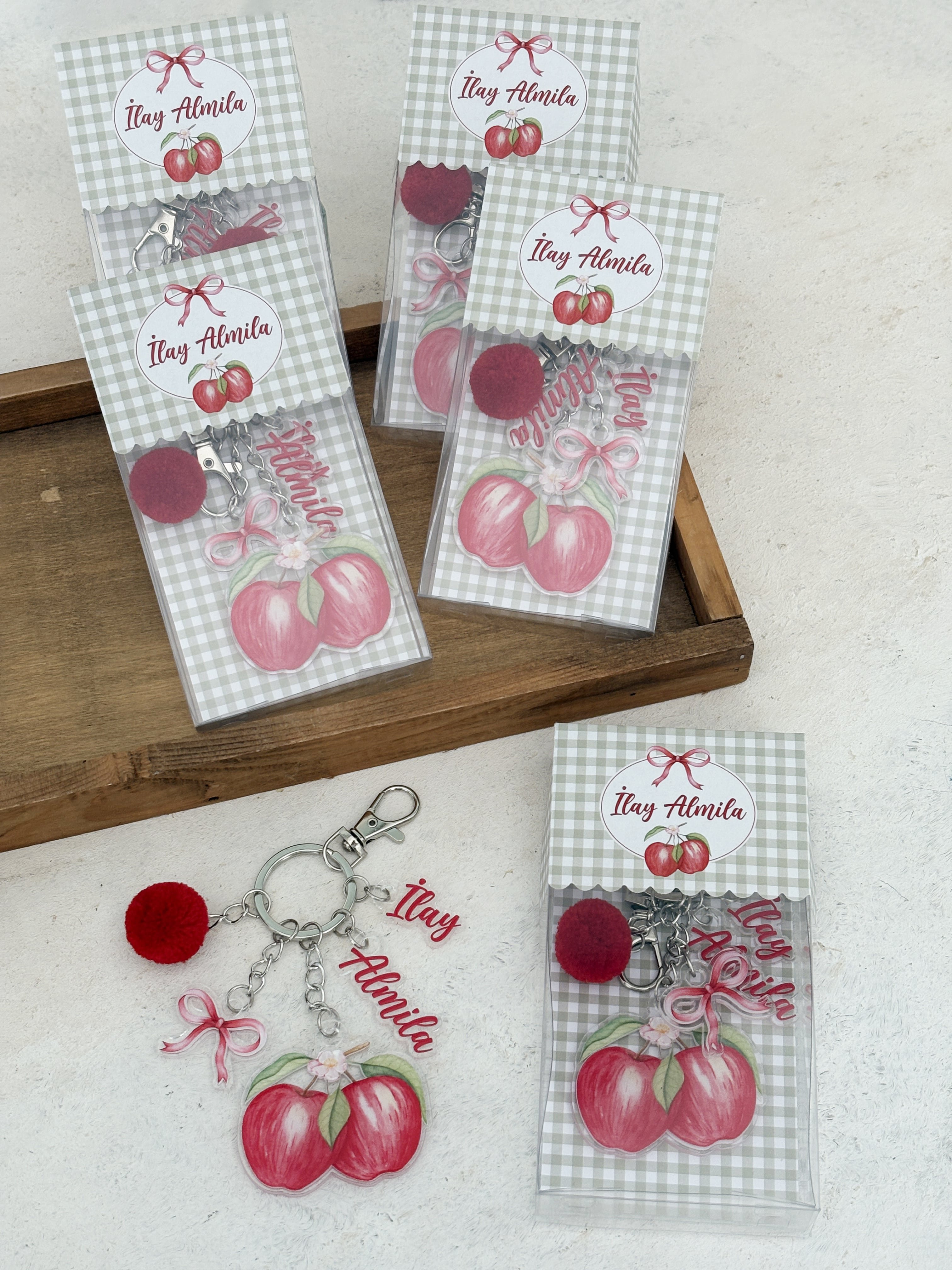 Apples Anahtarlık ve Kutusu