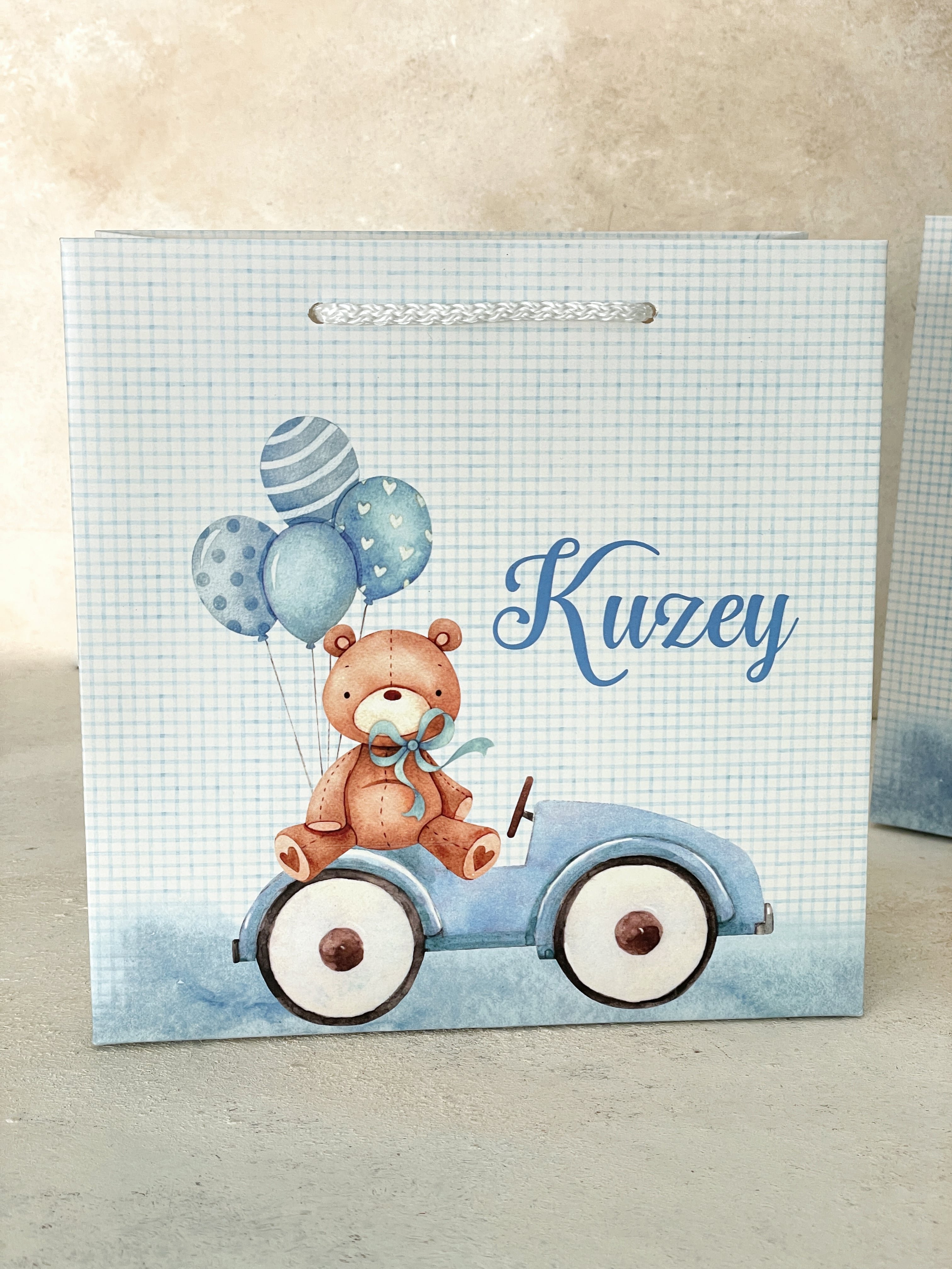 Bear On Retro Car Hediye Çantası