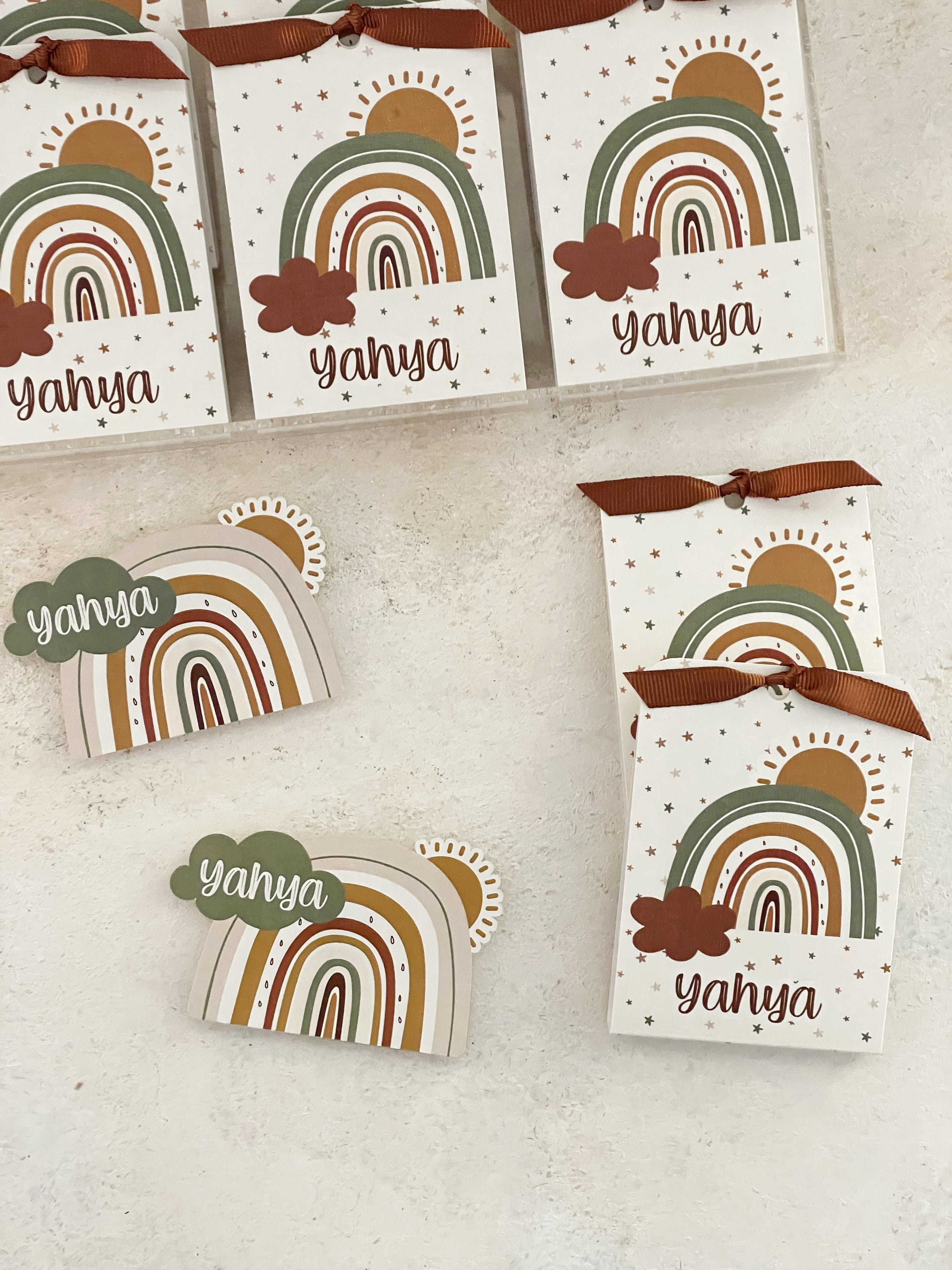 Kahve/Yeşil Gökkuşağı Pleksi Magnet ve Kılıfı