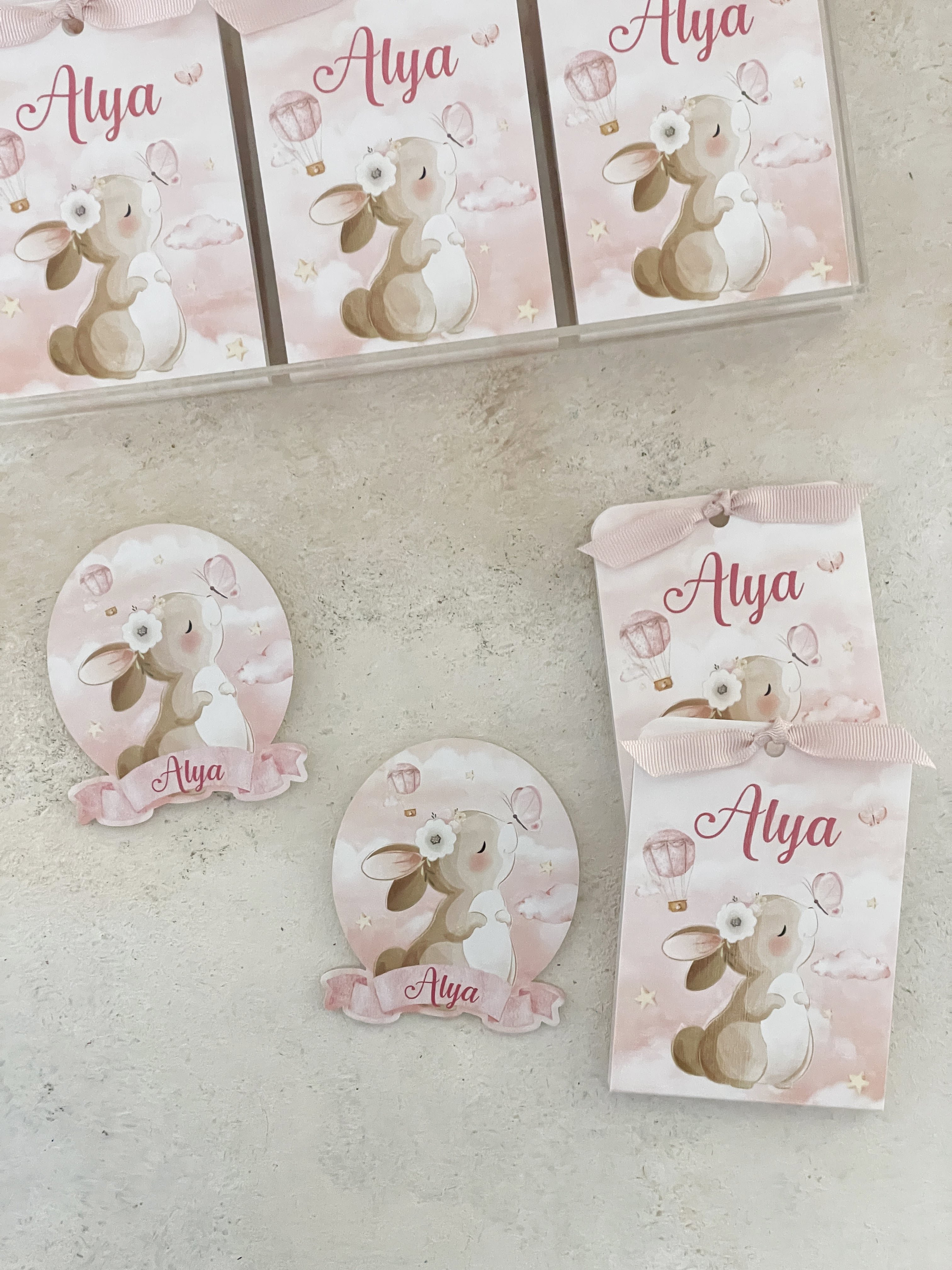 Kelebekli Tavşan & Balon Pleksi Magnet ve Kılıfı