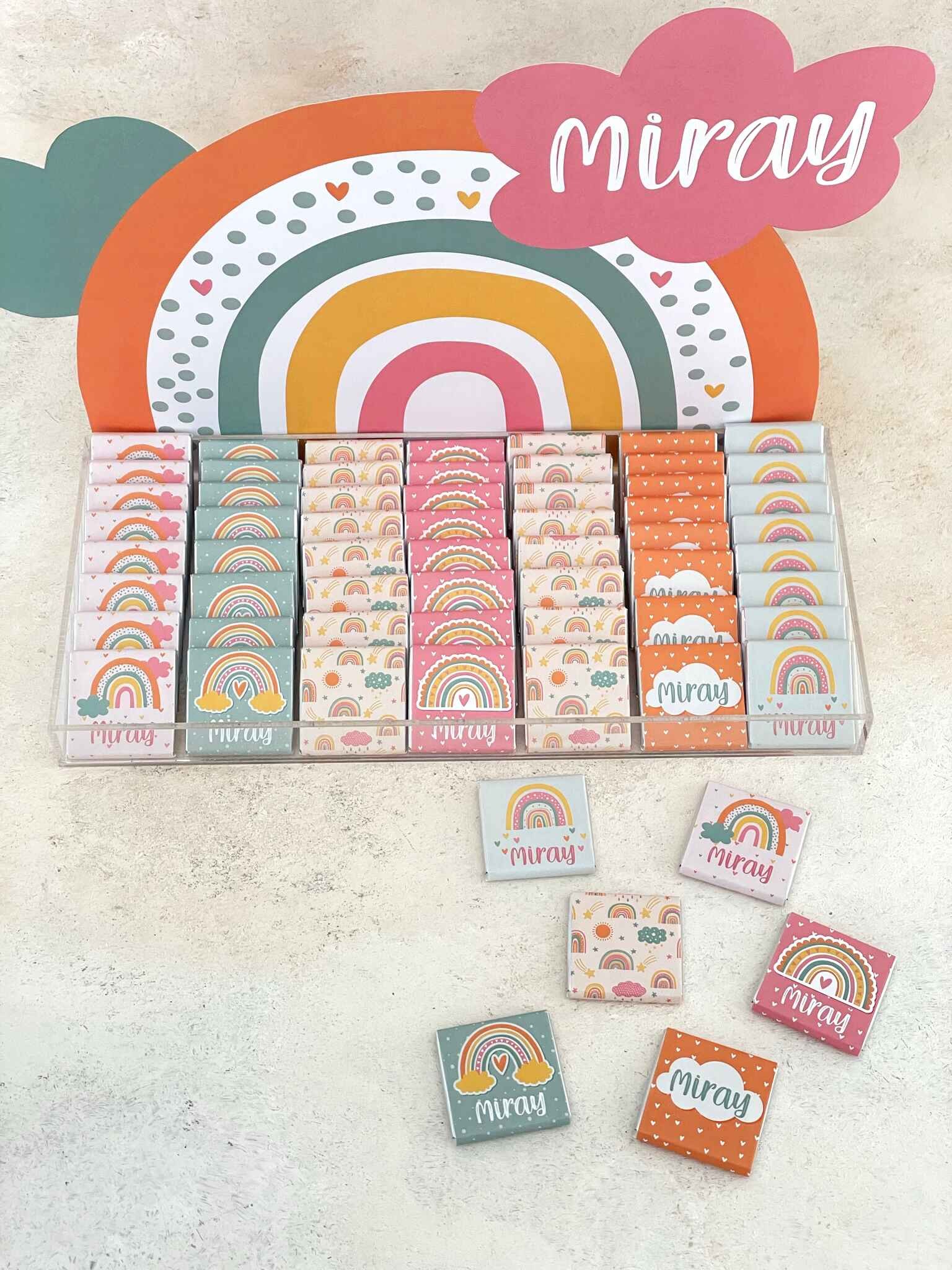 Pembe/Yeşil Gökkuşağı Madlen Çikolata