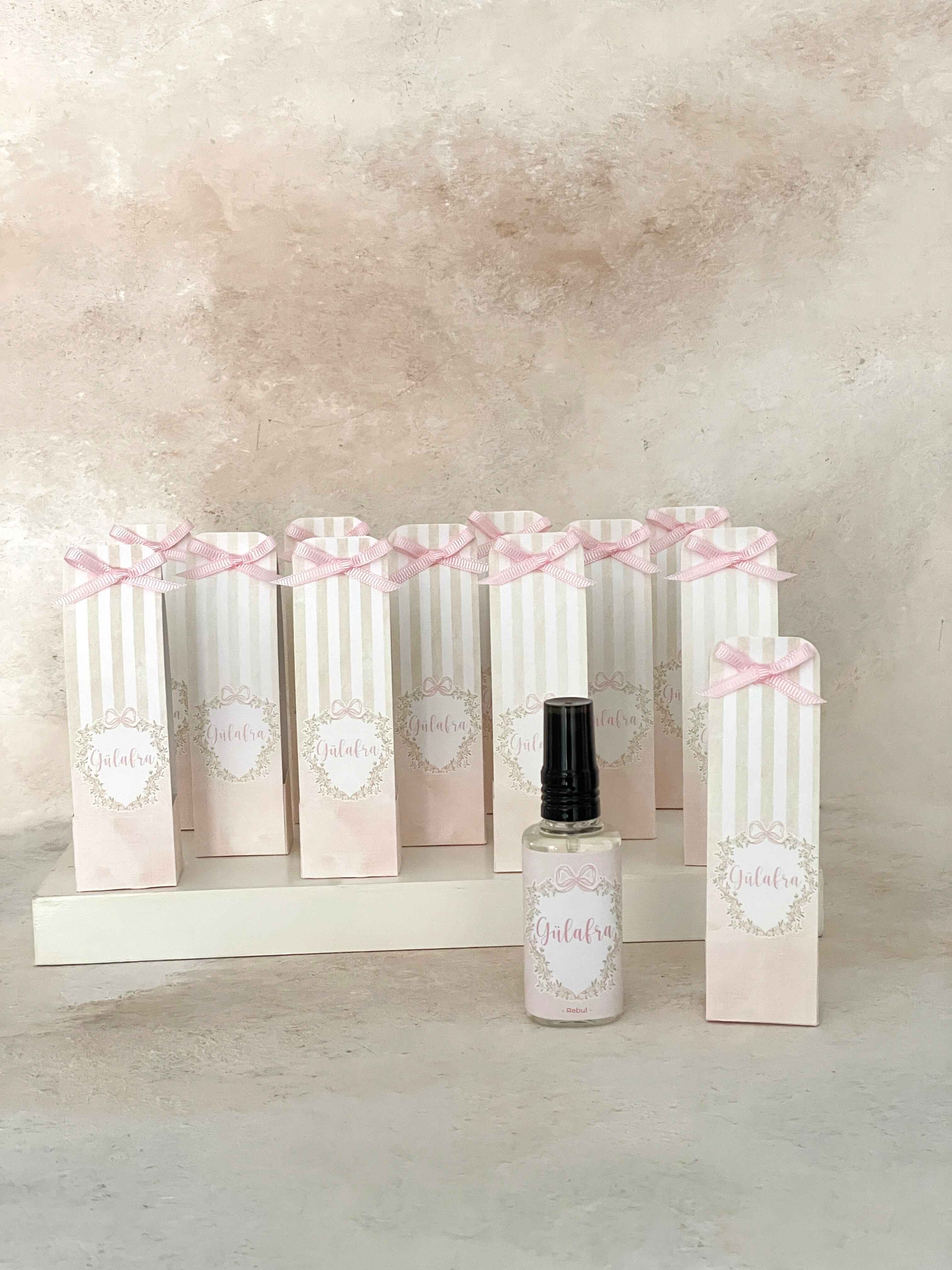 Bows & Flowers Kolonya ve Kılıfı