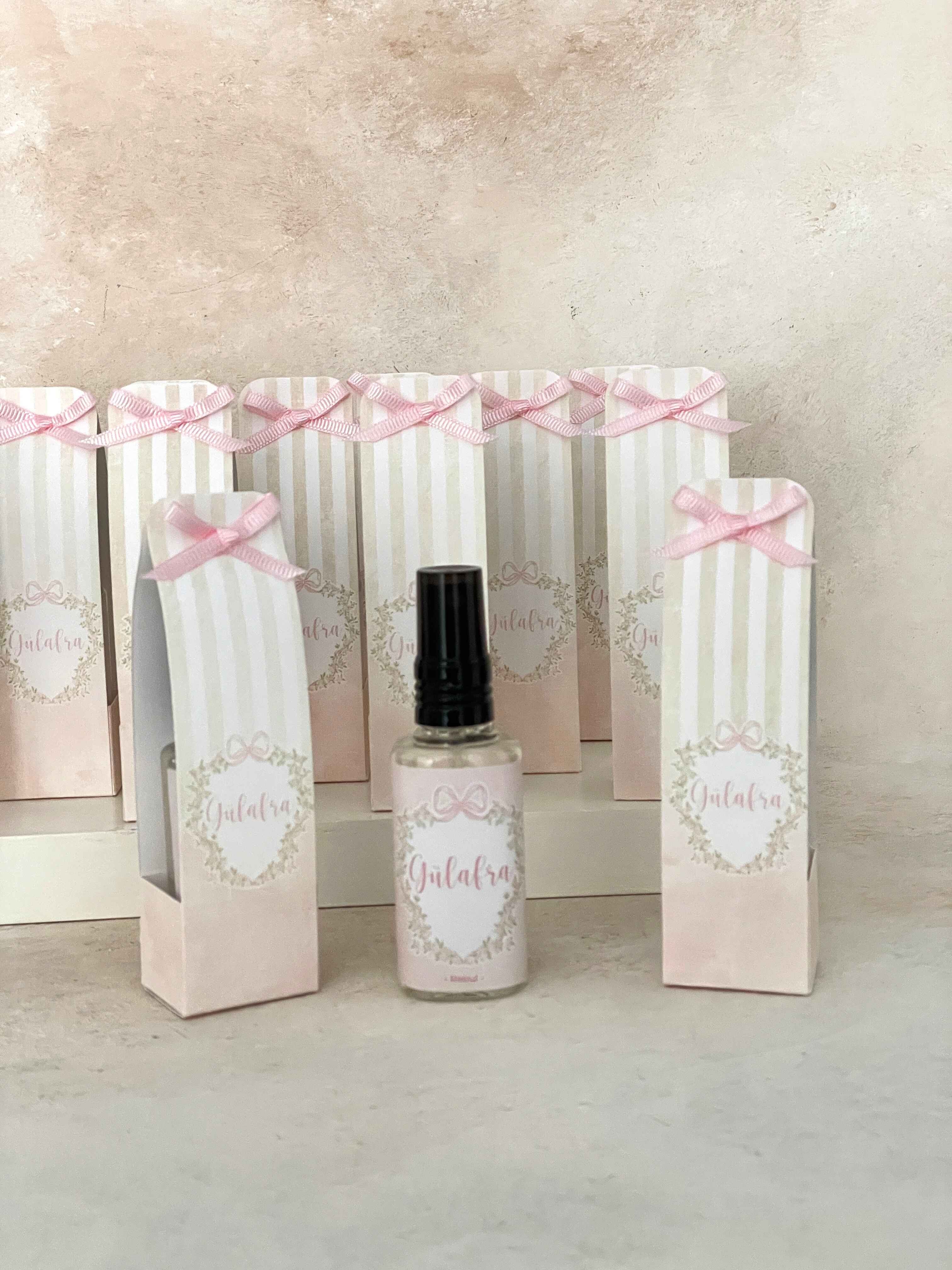 Bows & Flowers Kolonya ve Kılıfı