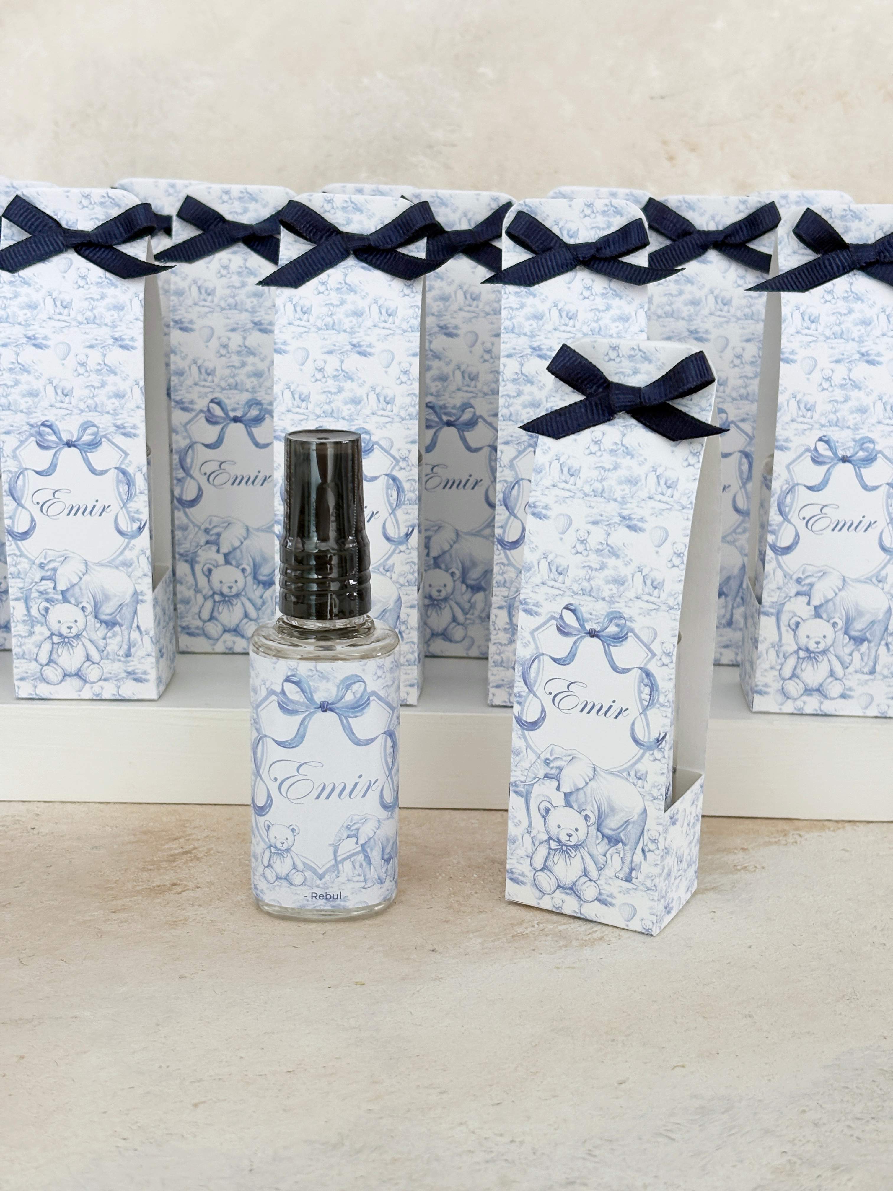 Chinoiserie Toile De Bear Kolonya ve Kılıfı