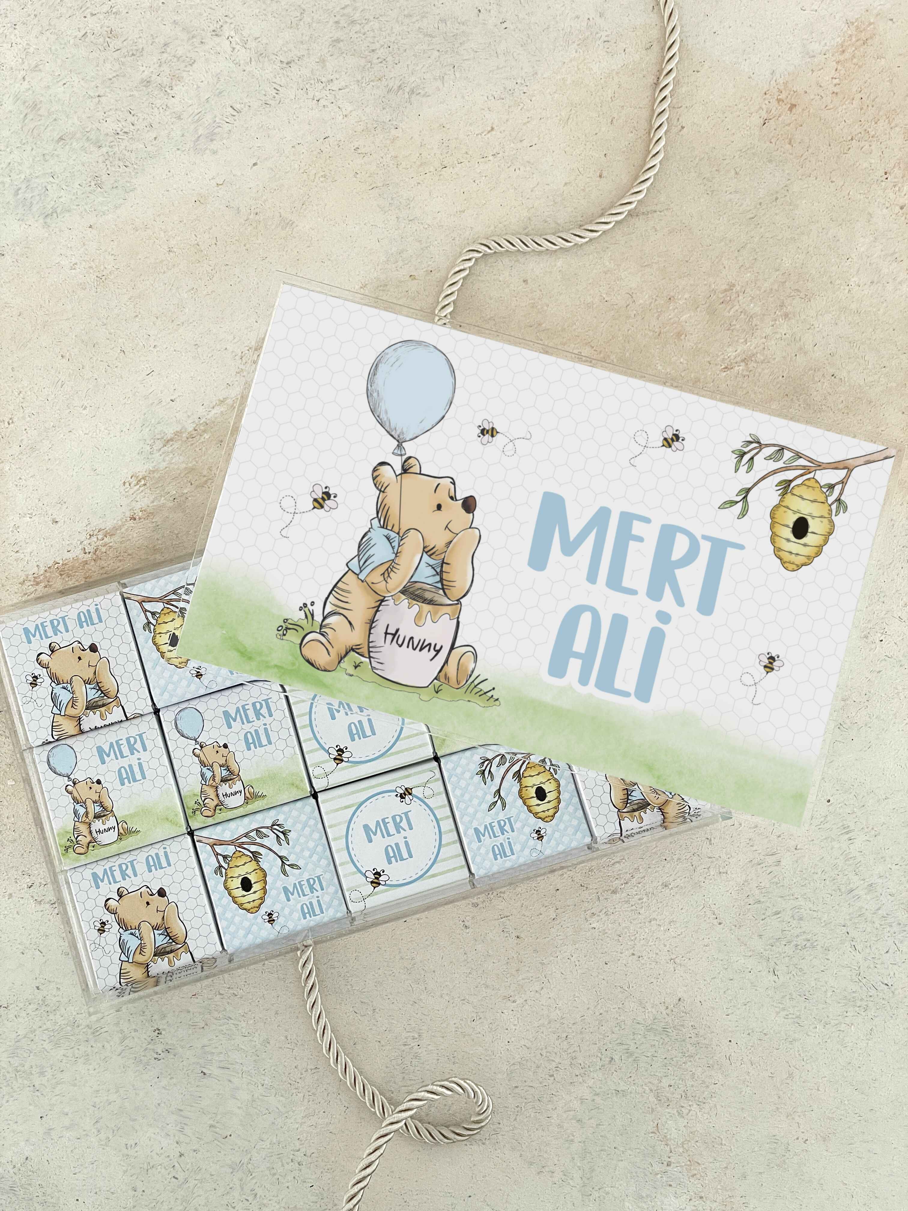 Winnie The Pooh Sketch Pleksi Çikolata Kutusu