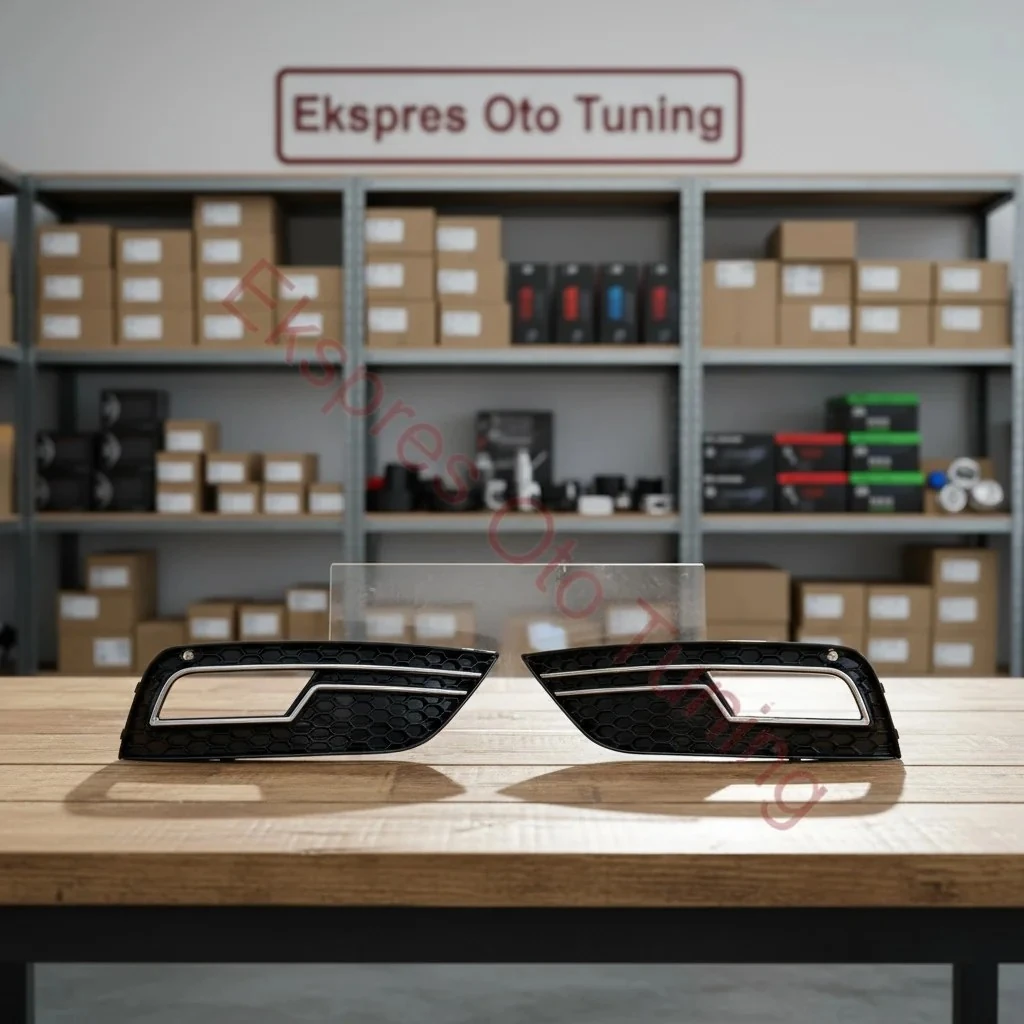 Audi A4 Sis Çerçevesi (2011-2015 Uyumlu – RS Görünüm – Krom/Siyah)